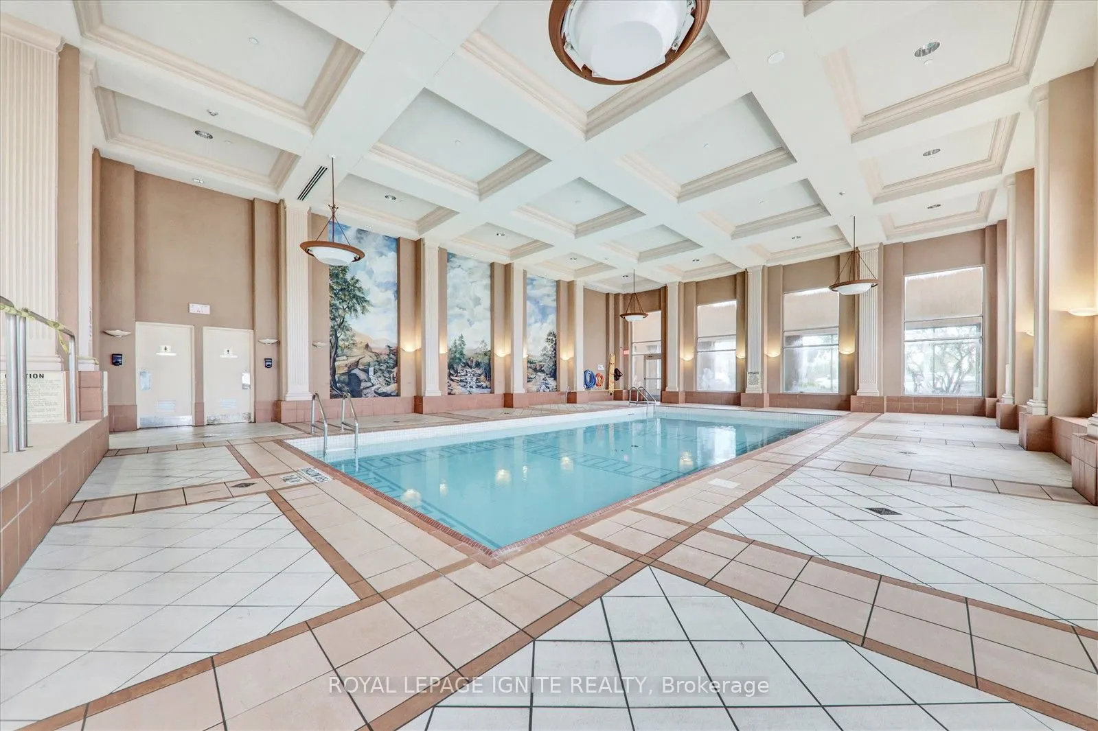 11 Lee Centre Drive, #615