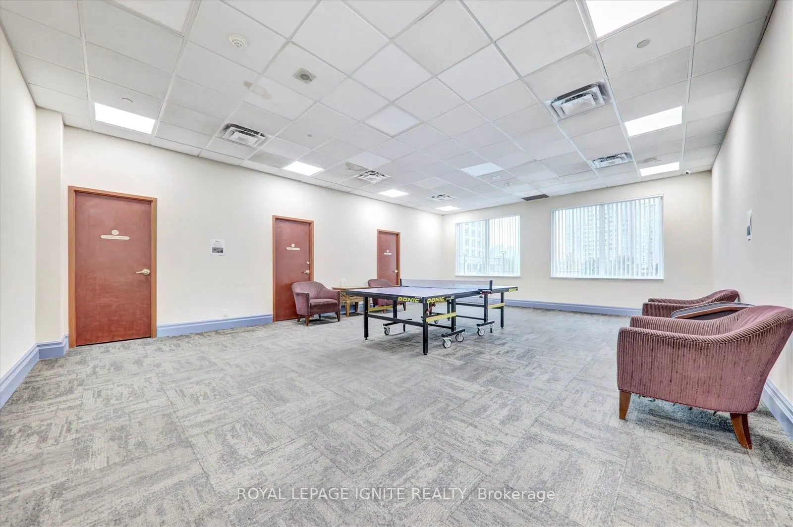 11 Lee Centre Drive, #615