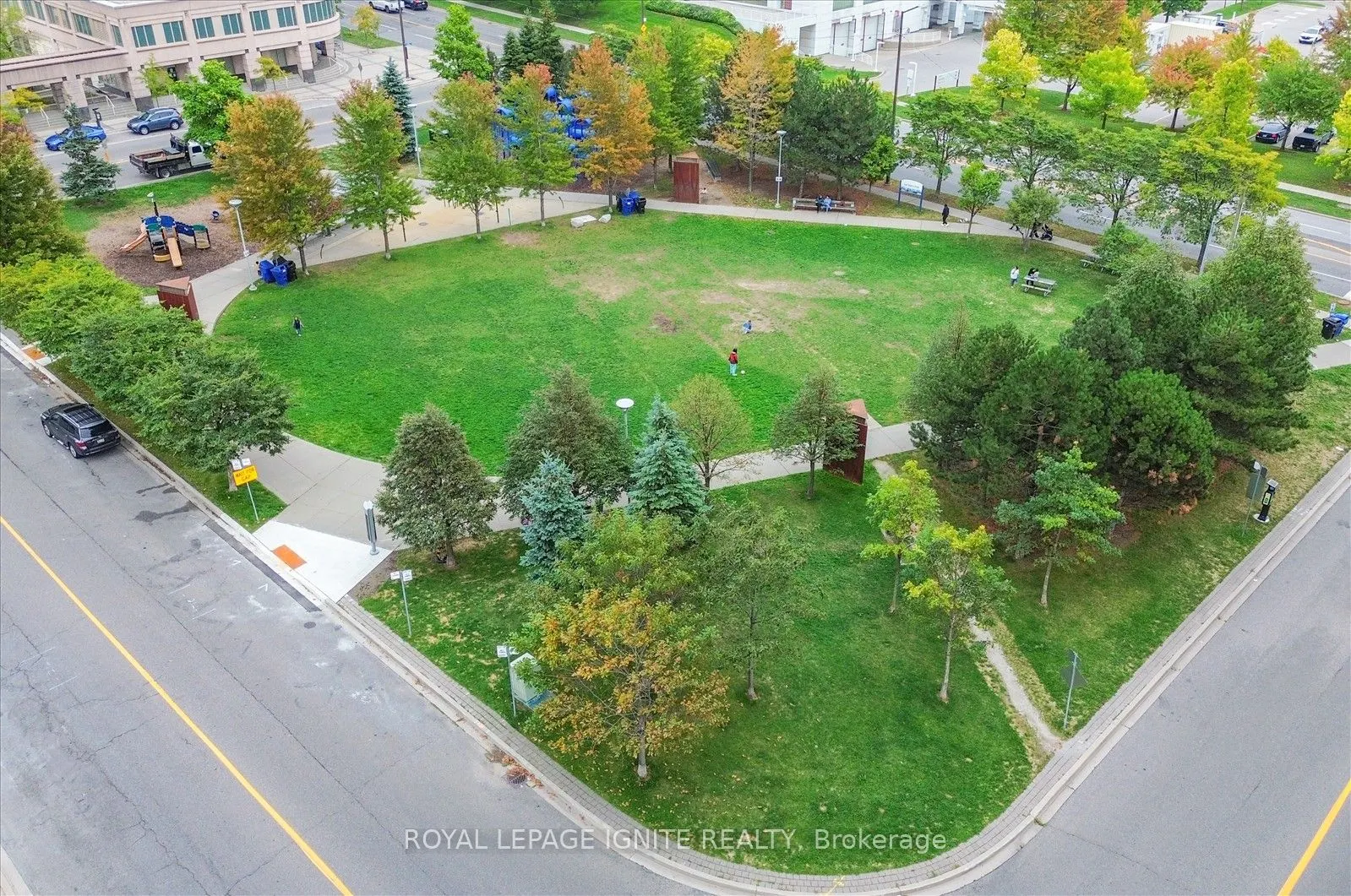 11 Lee Centre Drive, #615