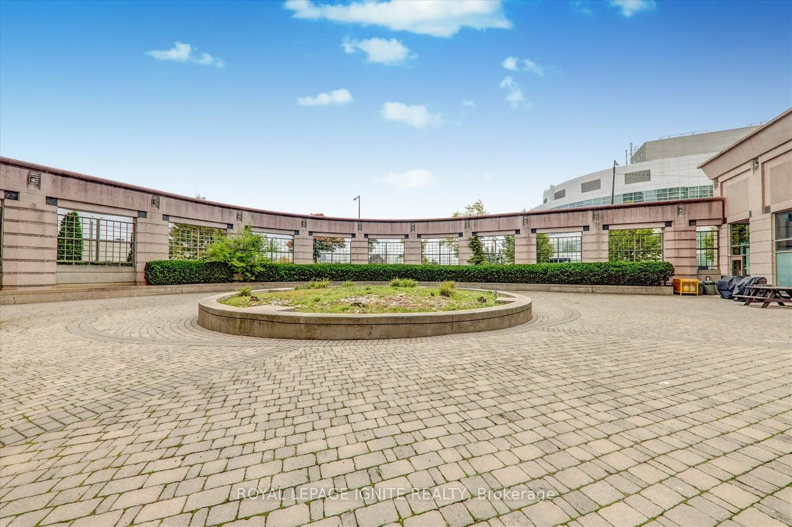 11 Lee Centre Drive, #615