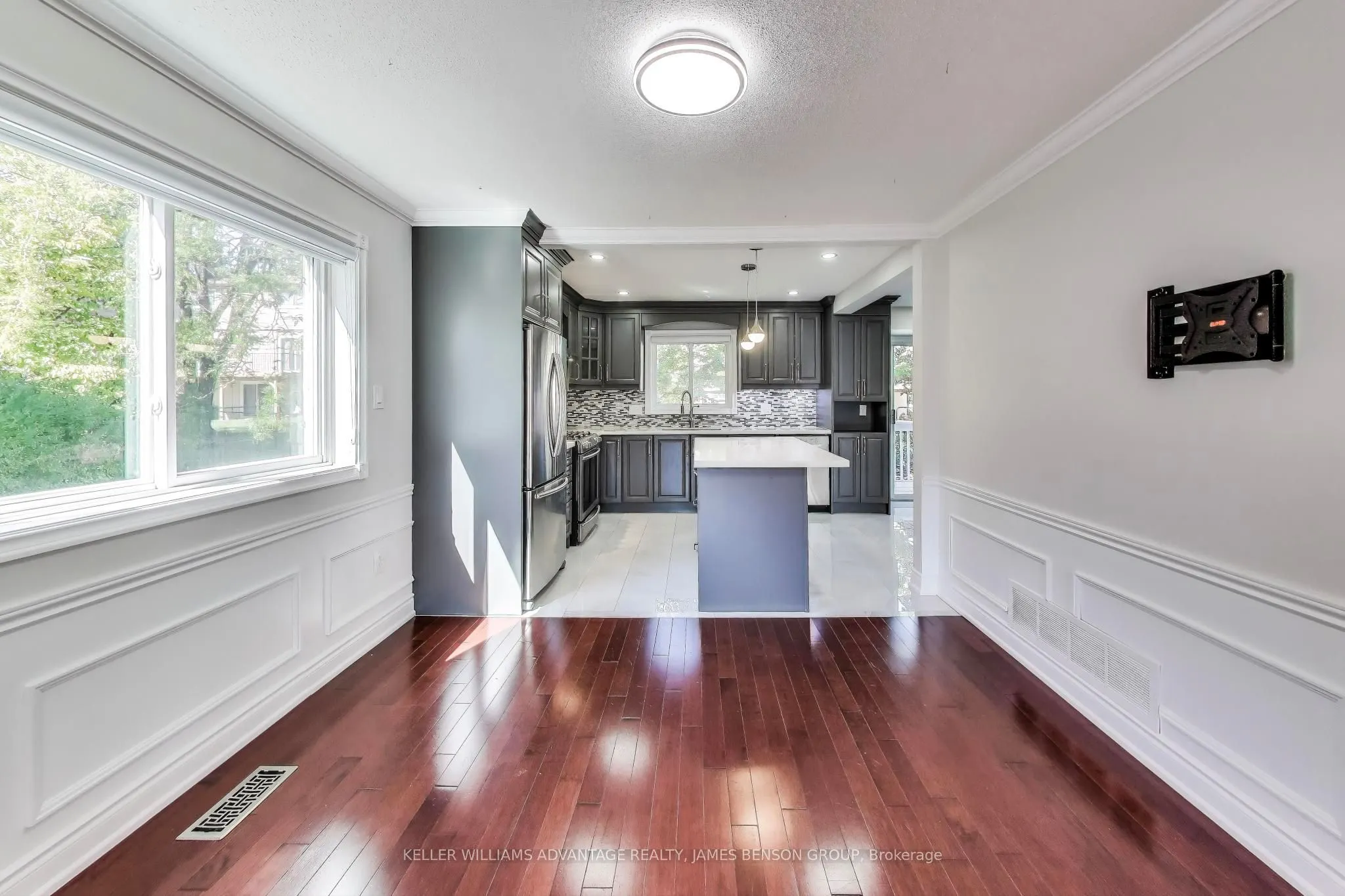 418 Victor Court