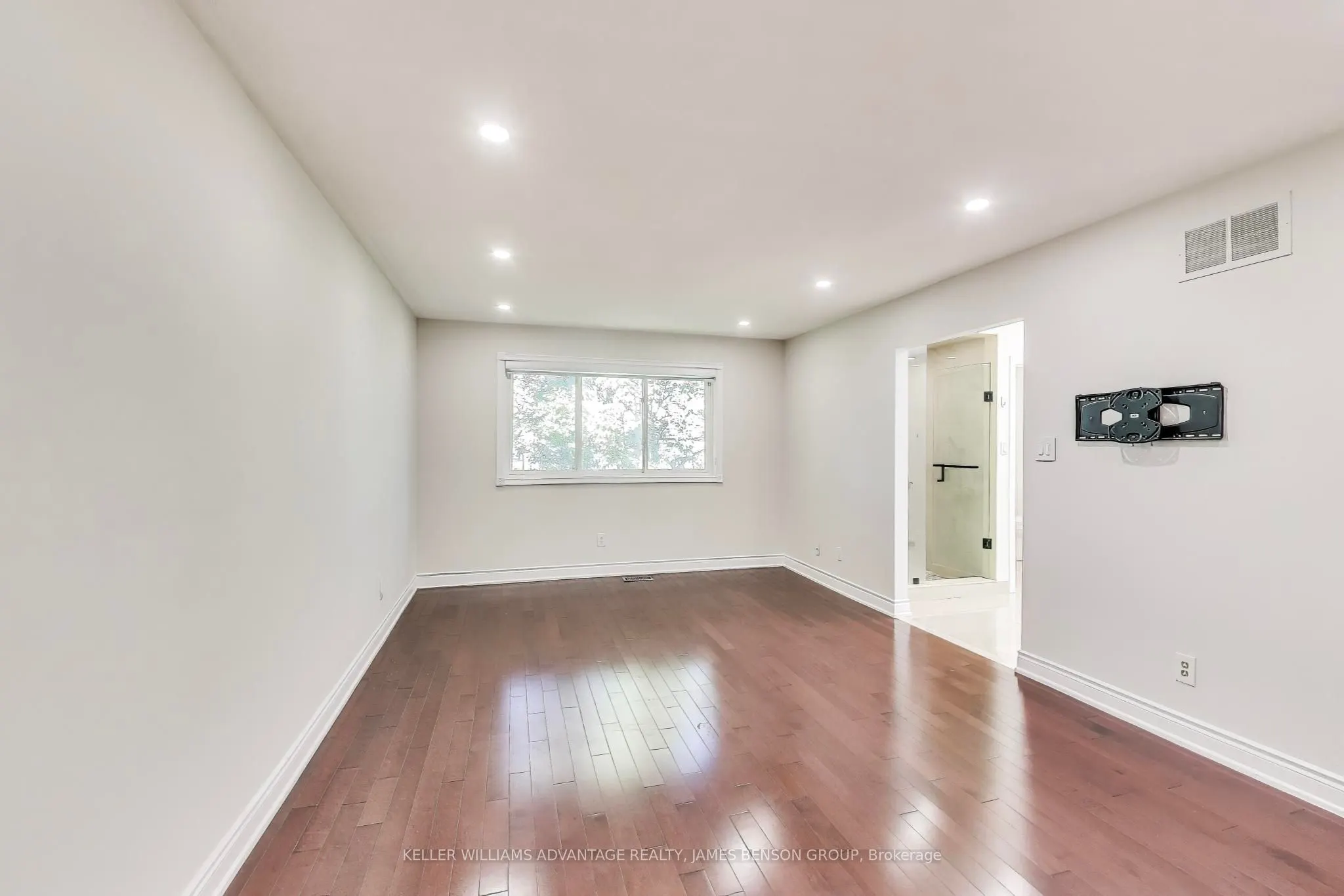 418 Victor Court