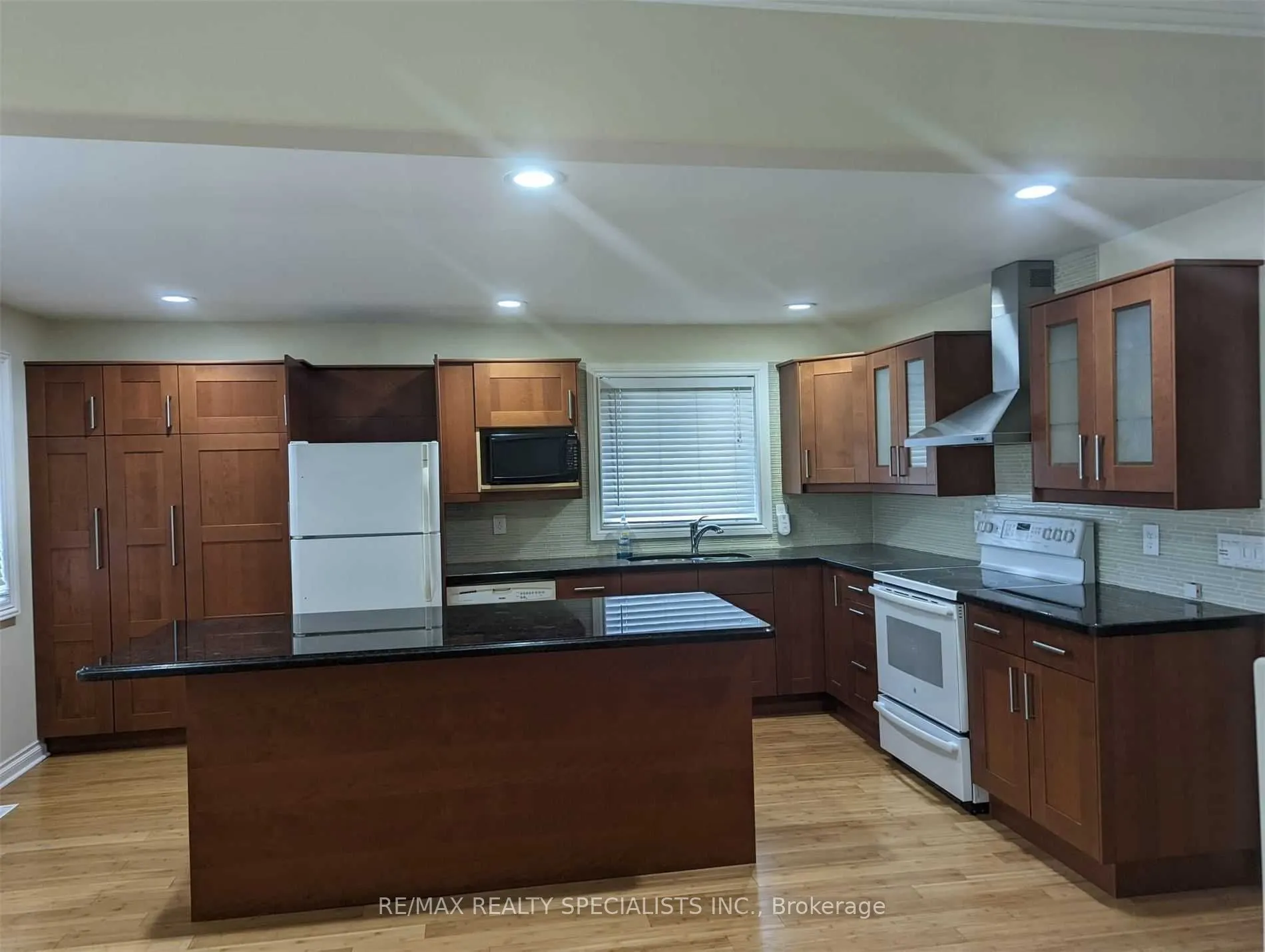1412 Lakefield Street, #UPPER