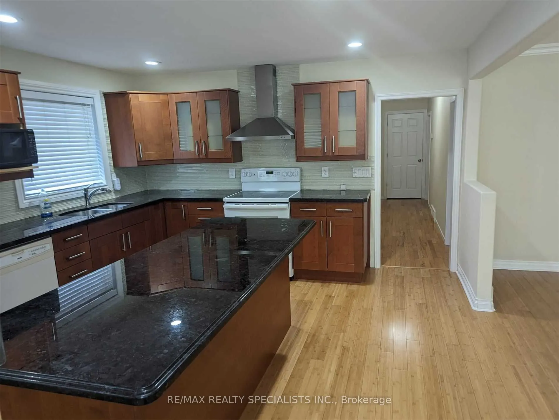 1412 Lakefield Street, #UPPER