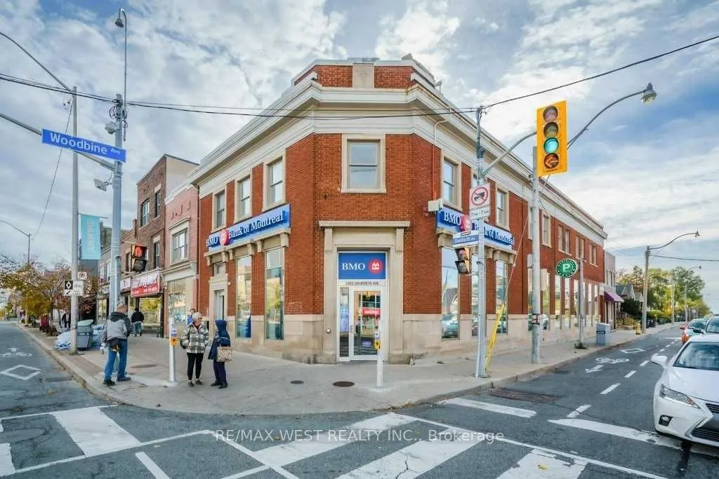 2083 Danforth Avenue, #202