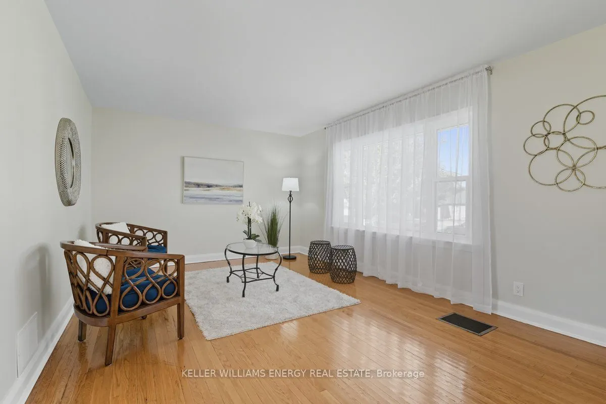 233 Greenwood Avenue