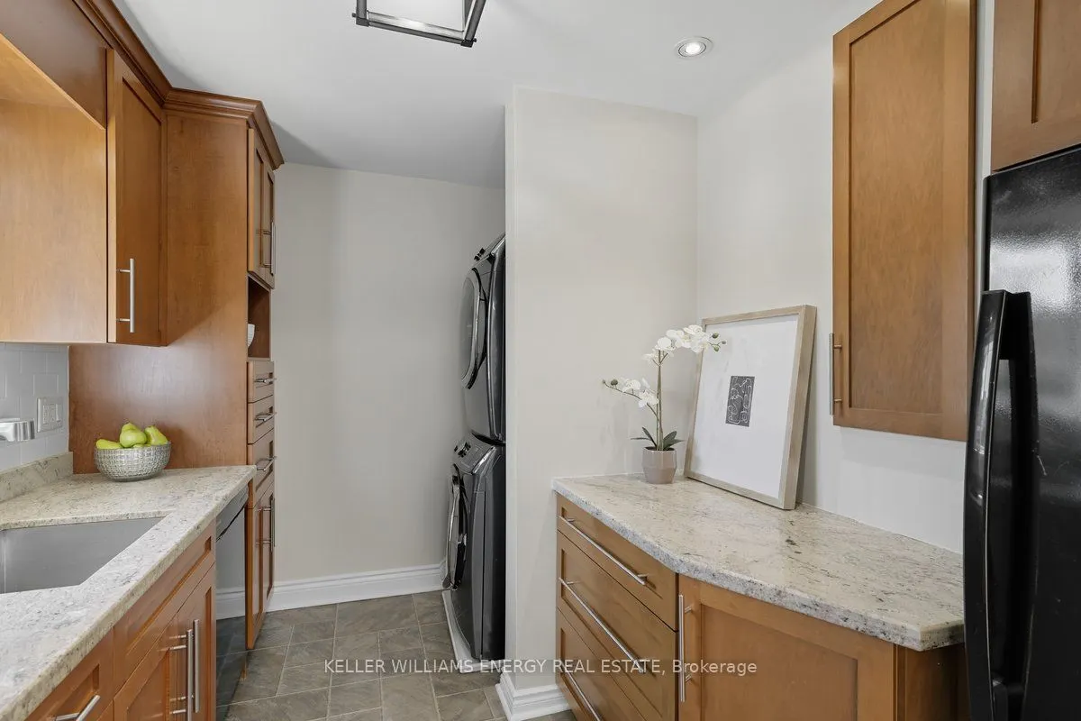 233 Greenwood Avenue