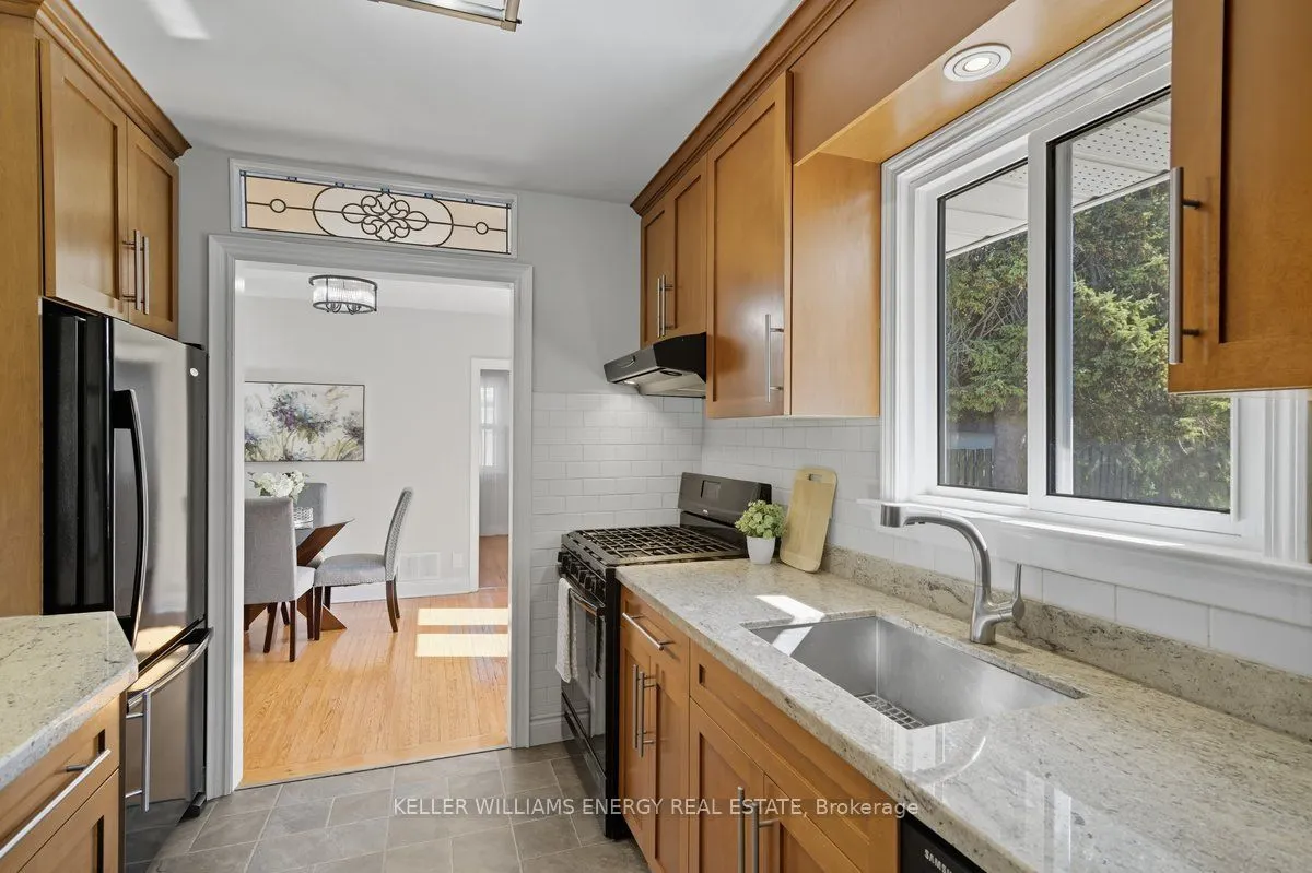 233 Greenwood Avenue