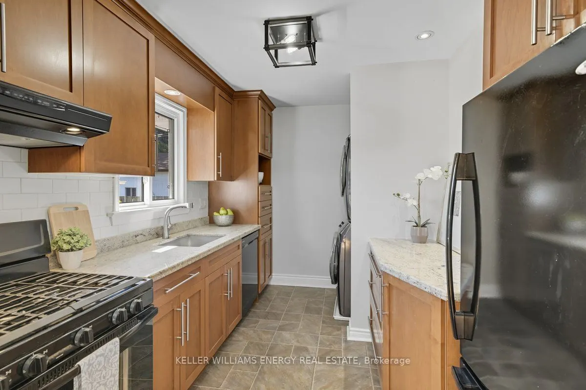 233 Greenwood Avenue