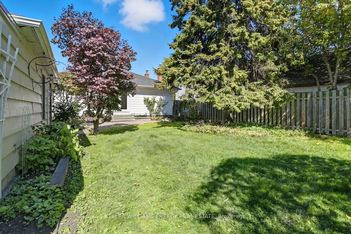 233 Greenwood Avenue