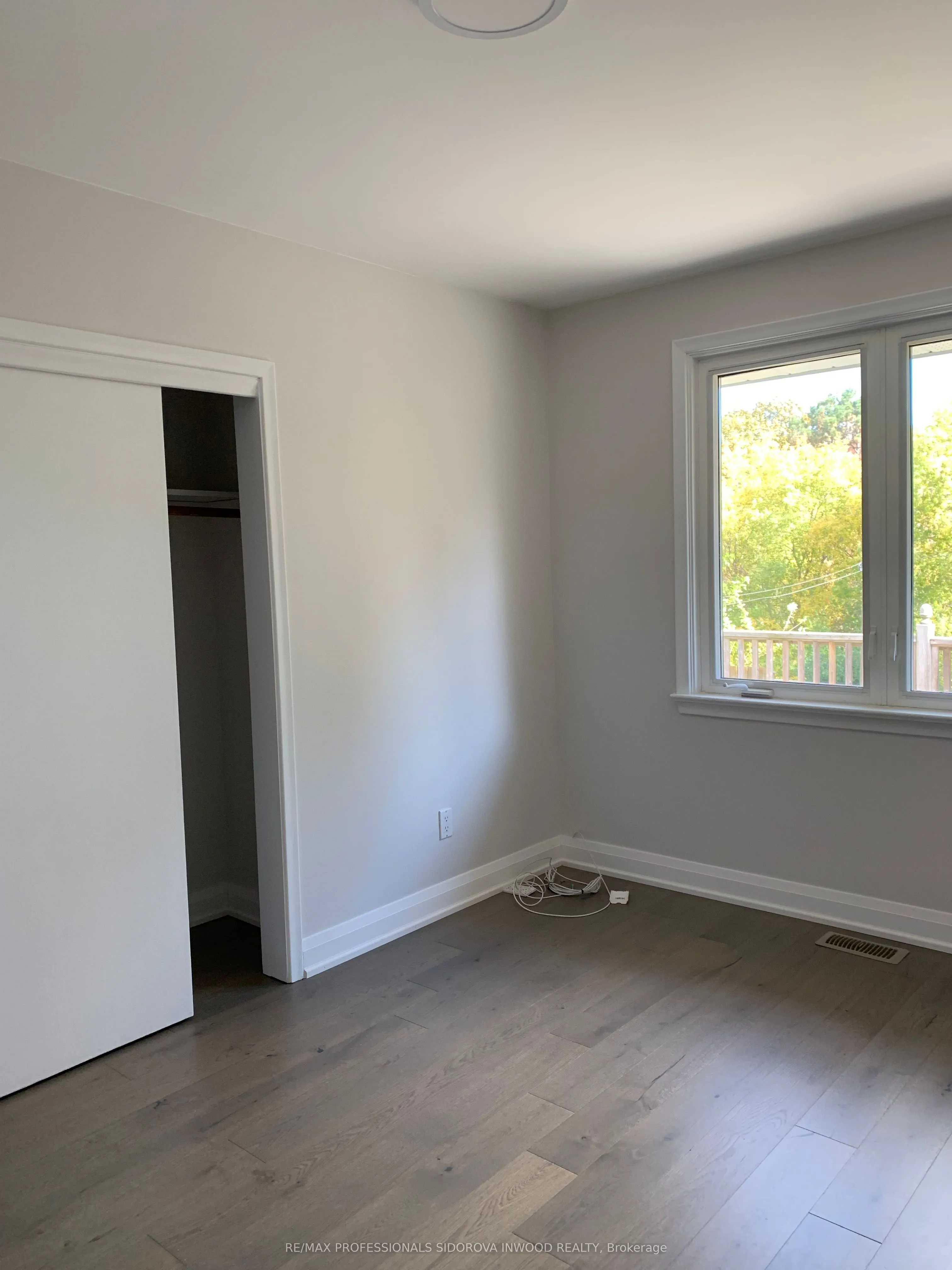 54 Graylee Avenue, #Main
