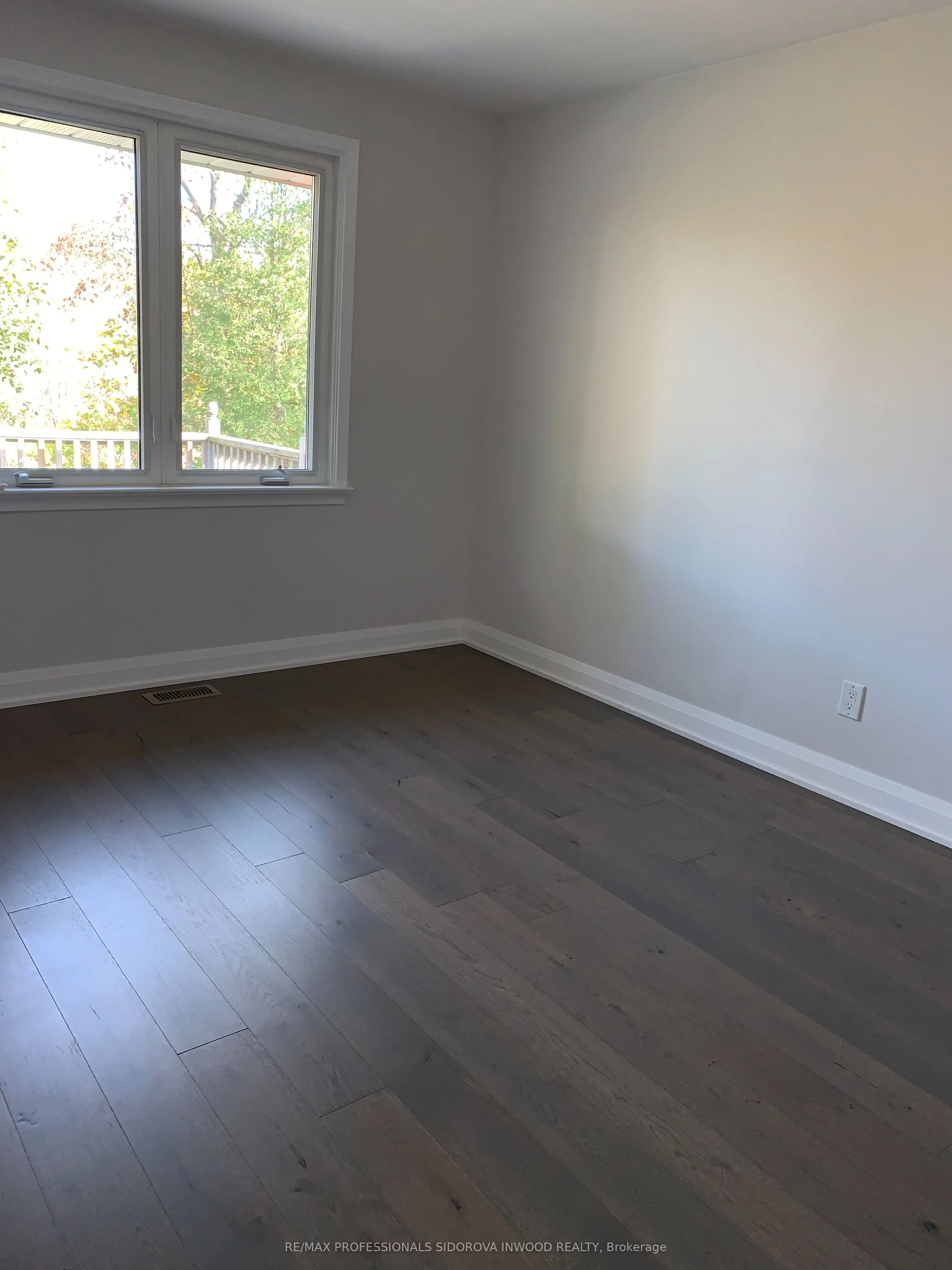 54 Graylee Avenue, #Main