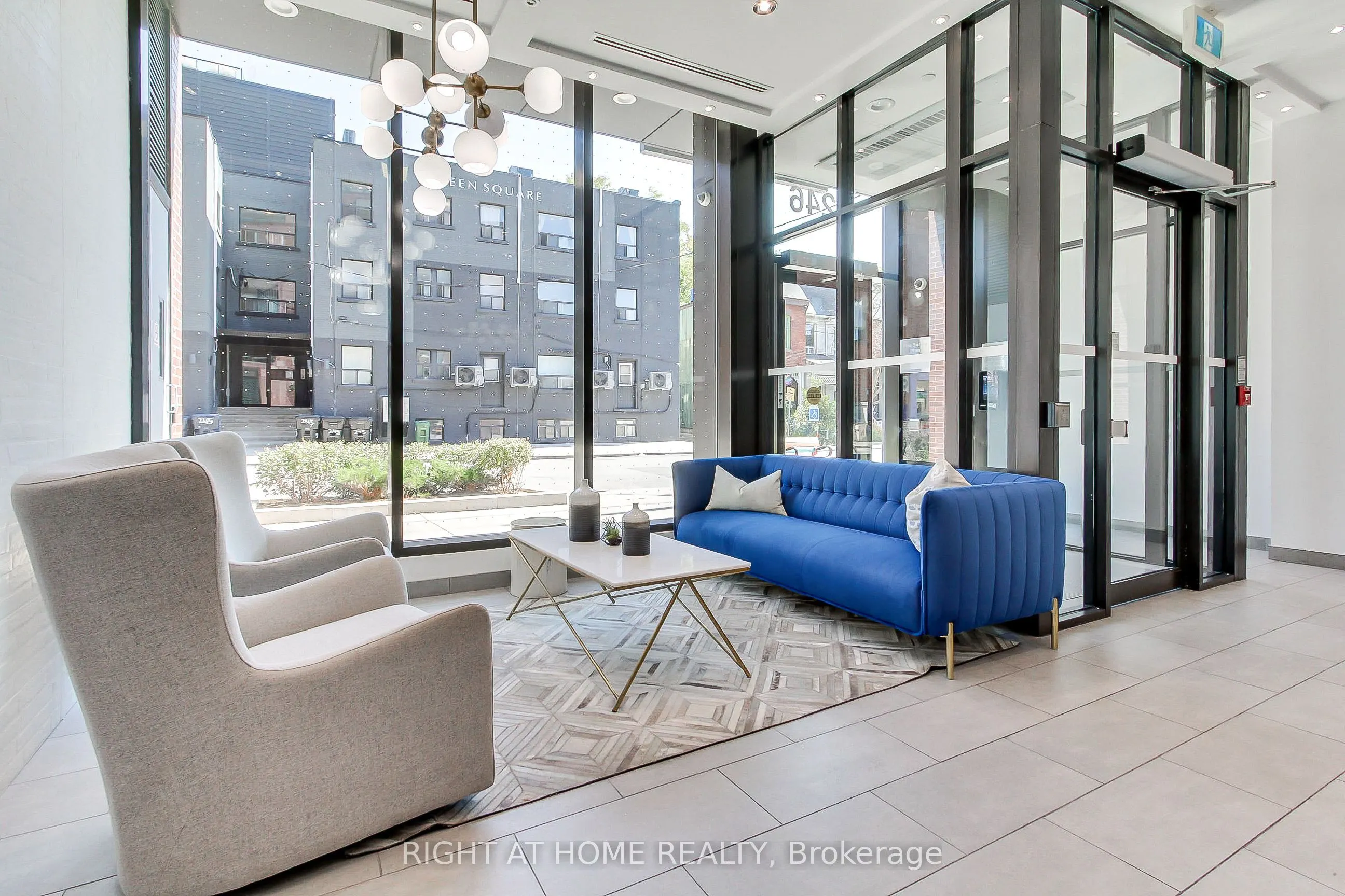 246 Logan Avenue, #206