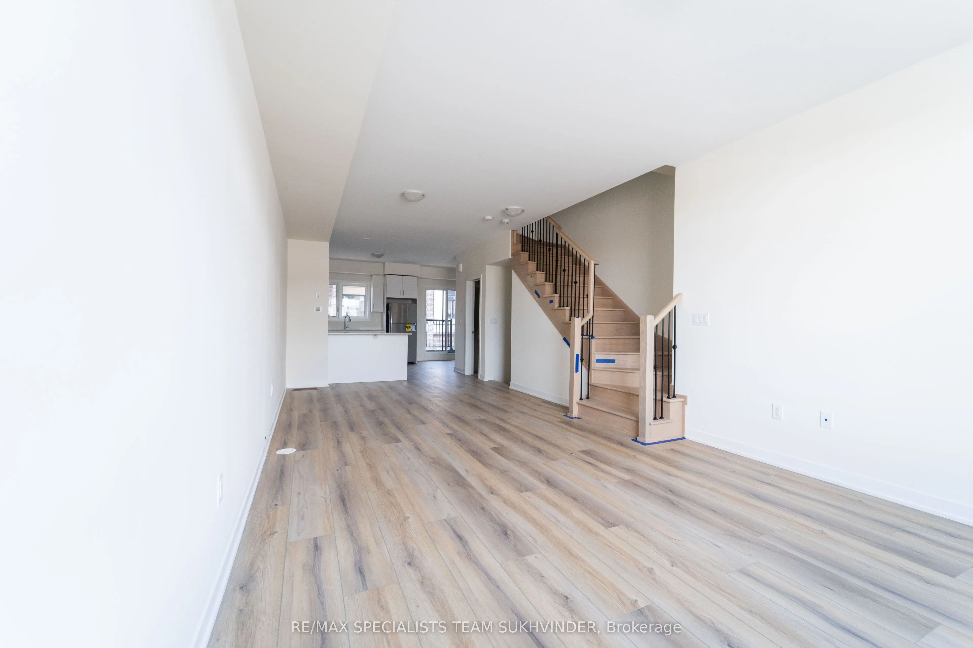 1695 Dersan Street, #808