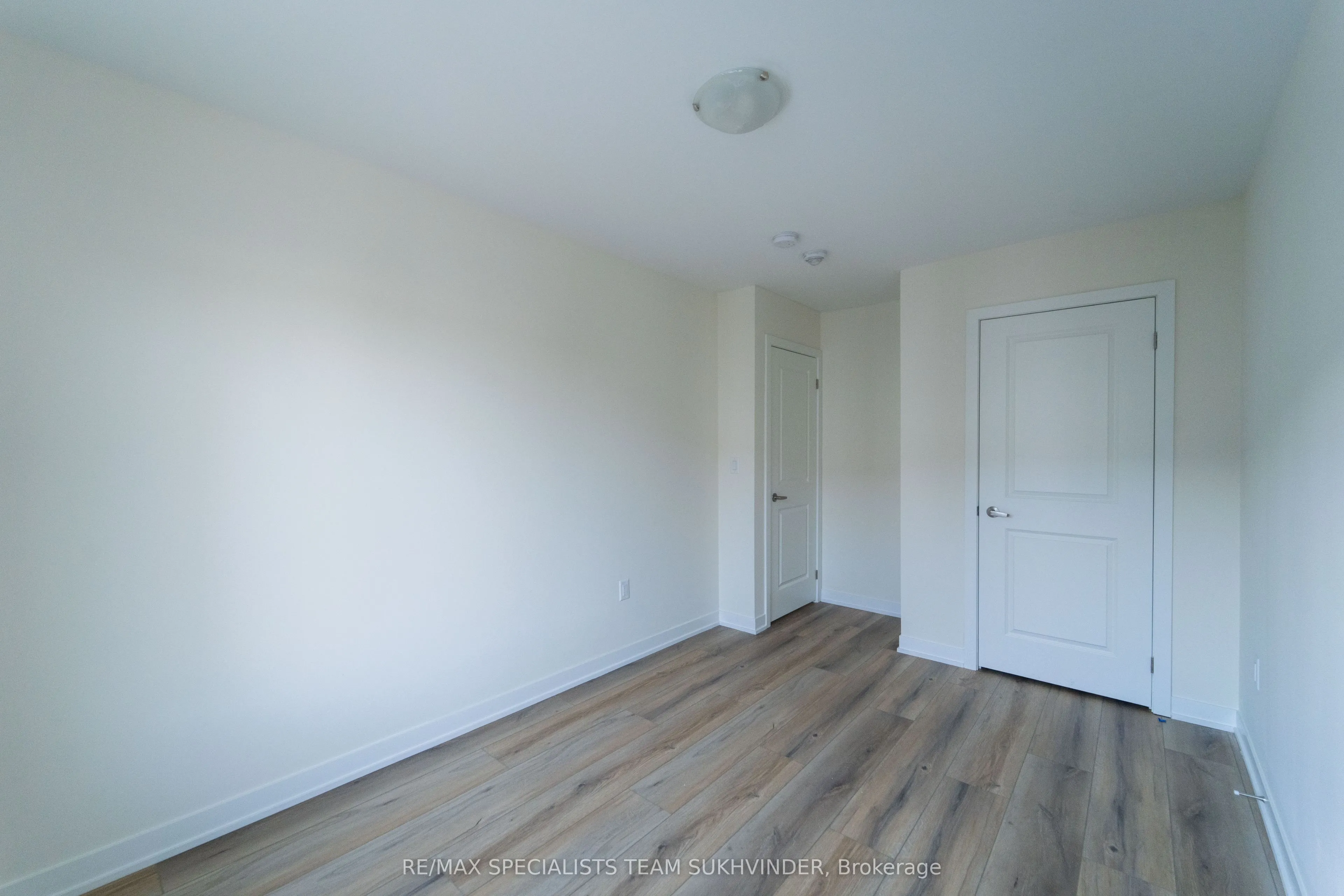 1695 Dersan Street, #808