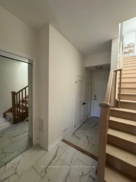 1034 Reflection Place, #512