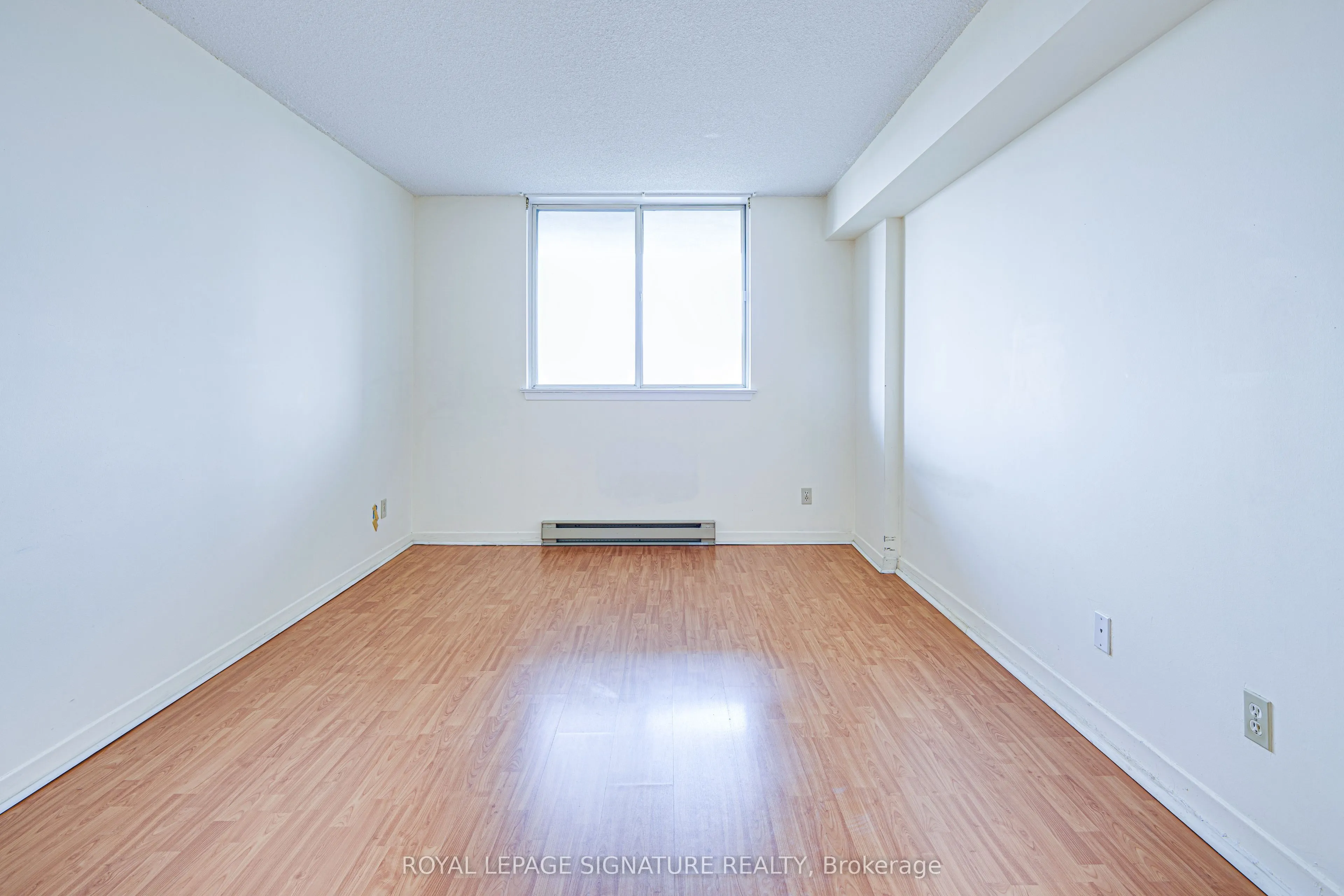 150 Alton Towers Circle, #405