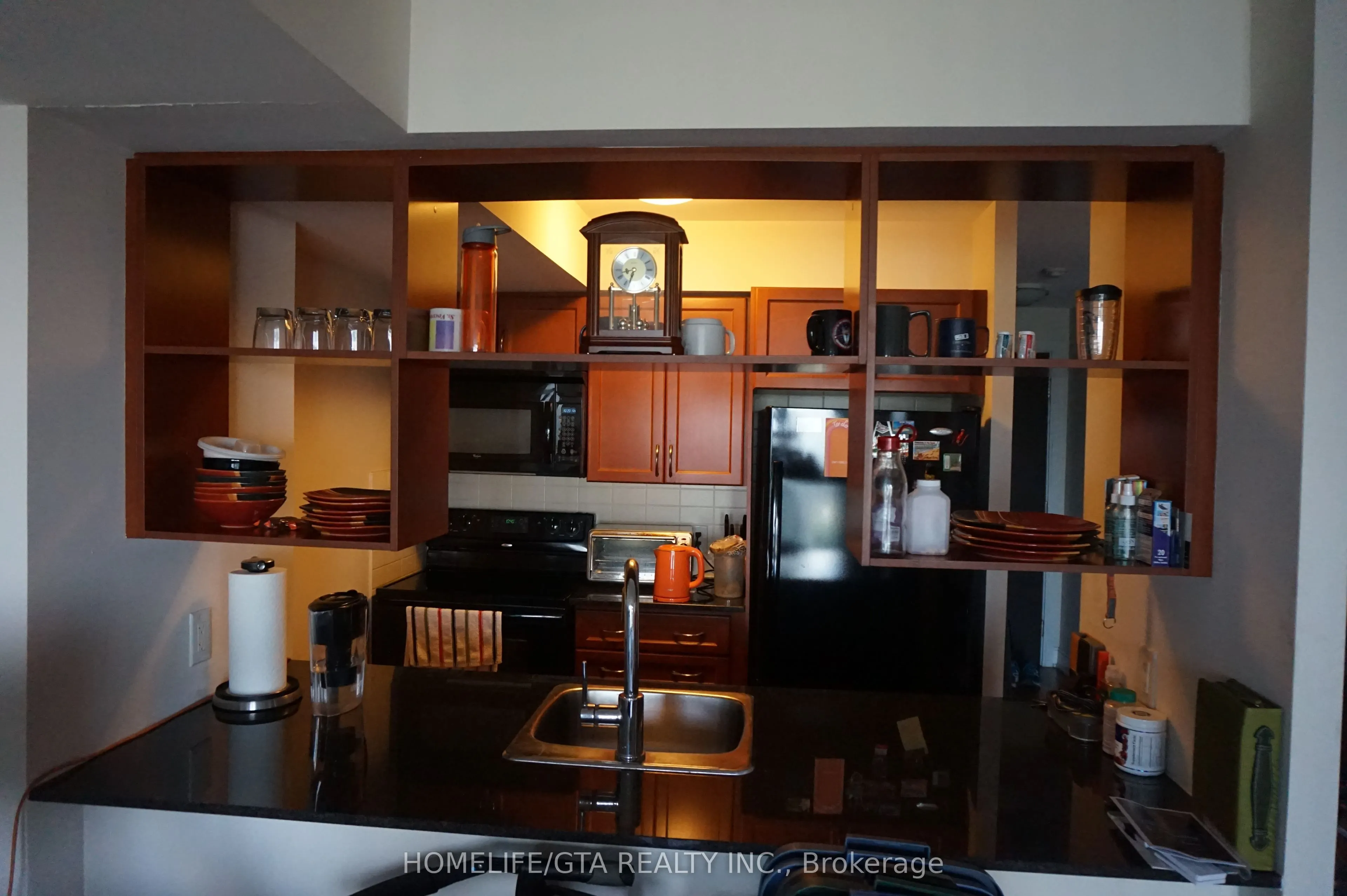 135 Village Green Square, #2121