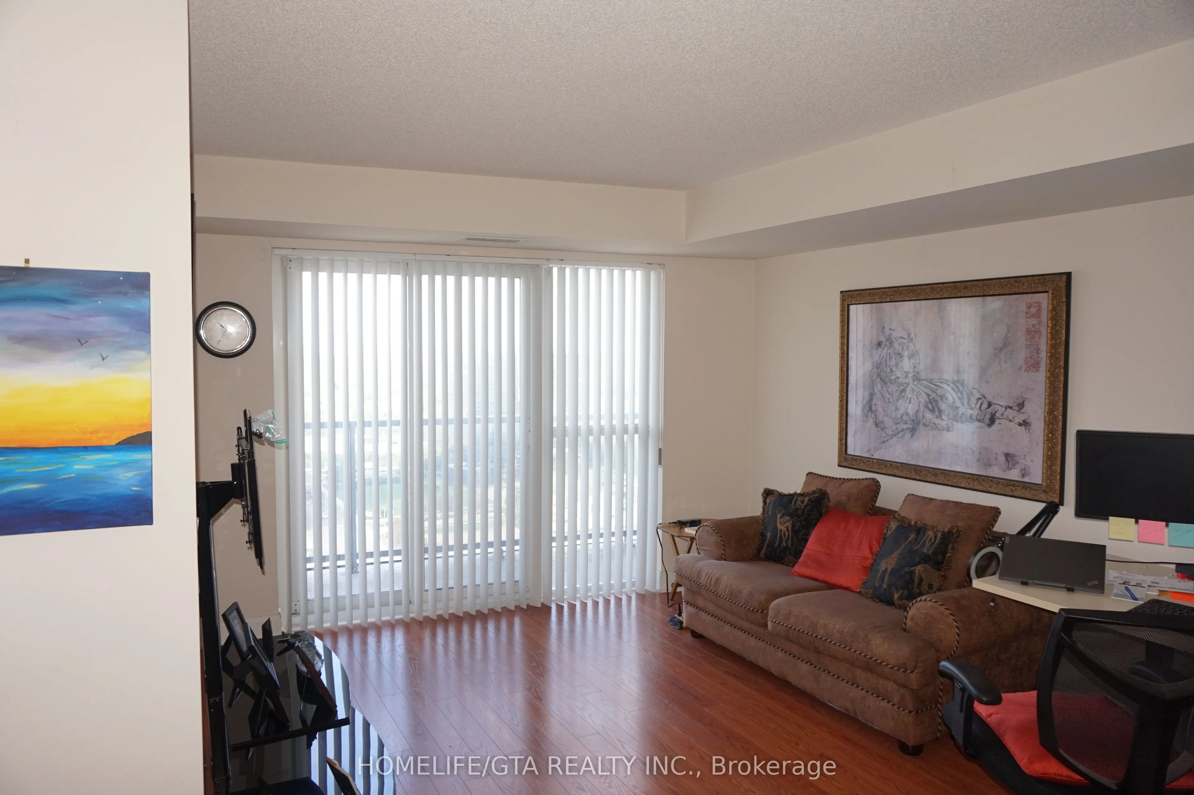 135 Village Green Square, #2121