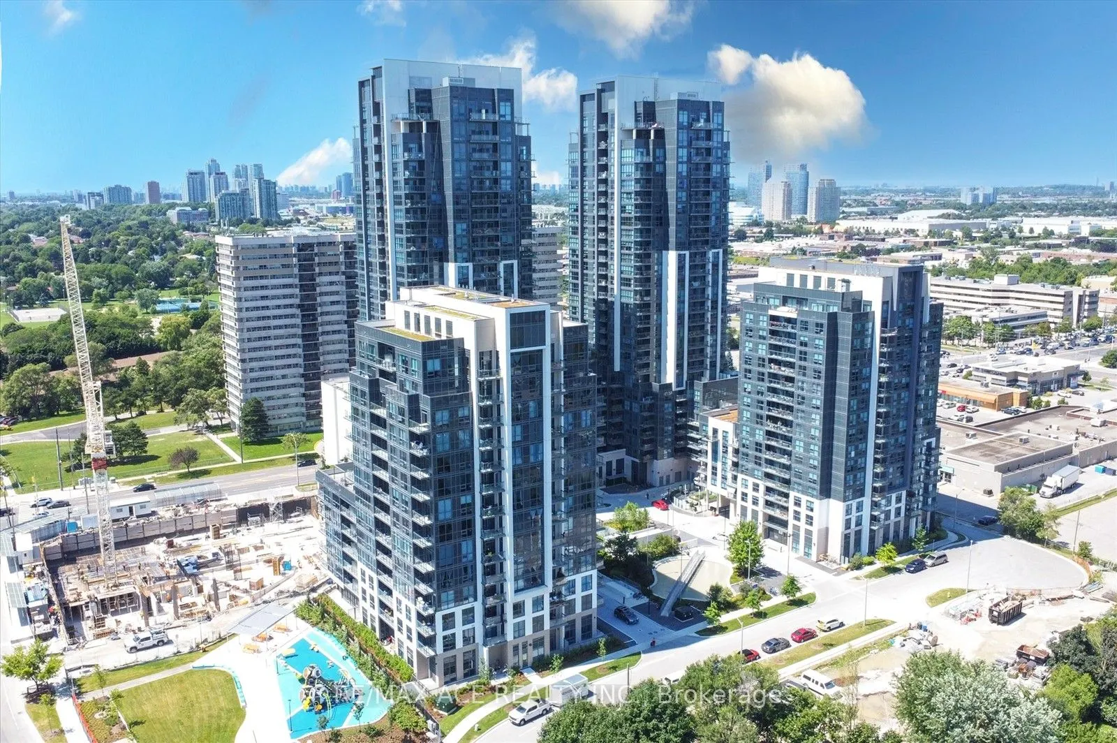 20 Meadowglen Place, #2606