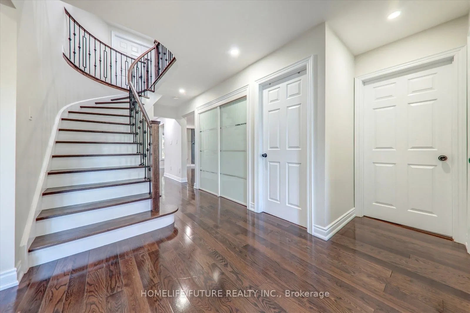 83 Old Finch Avenue