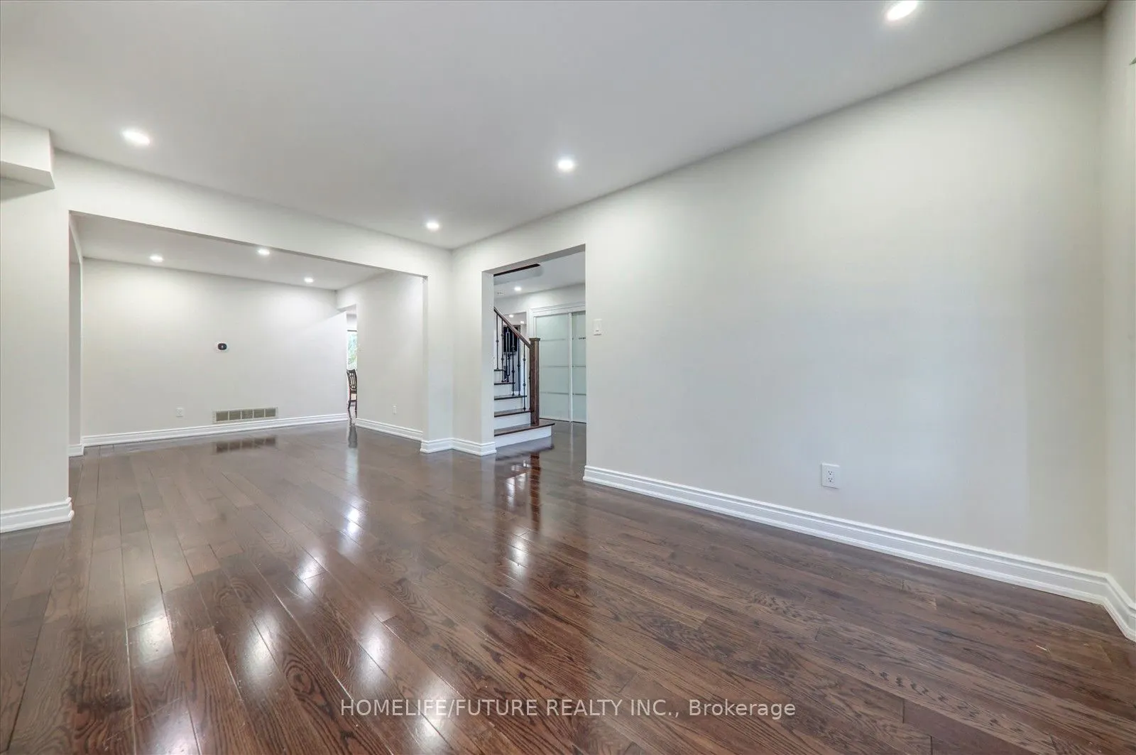 83 Old Finch Avenue