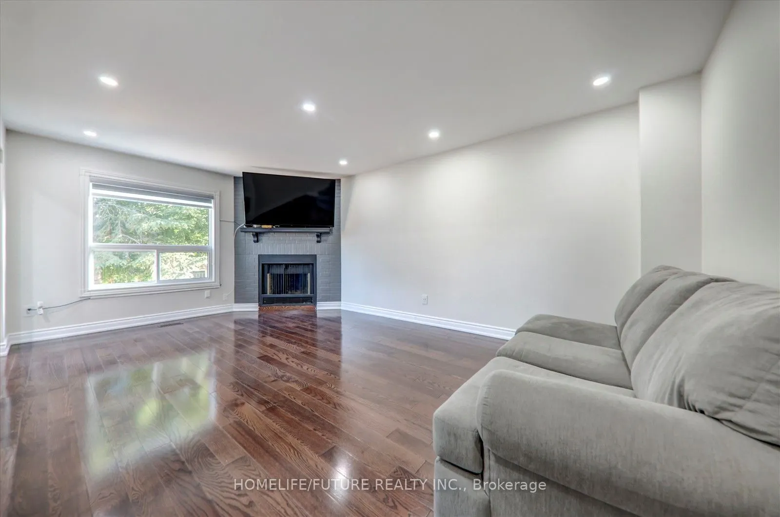 83 Old Finch Avenue