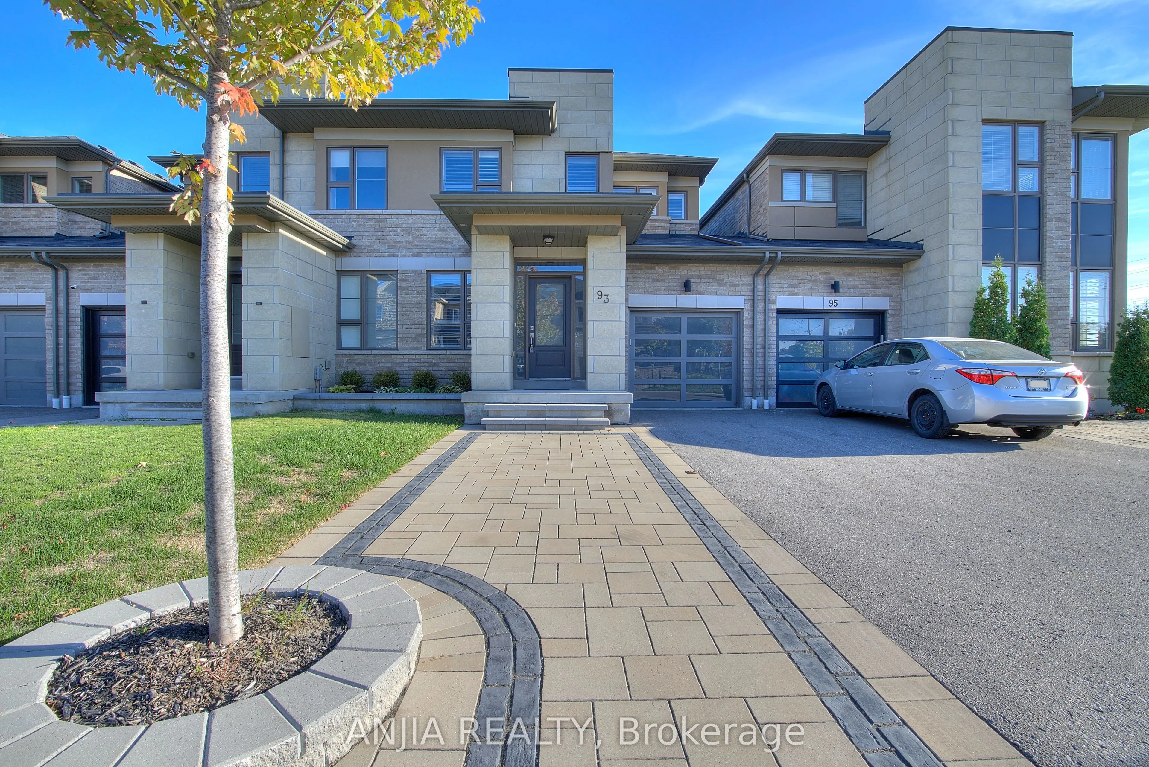 93 Barrister Avenue