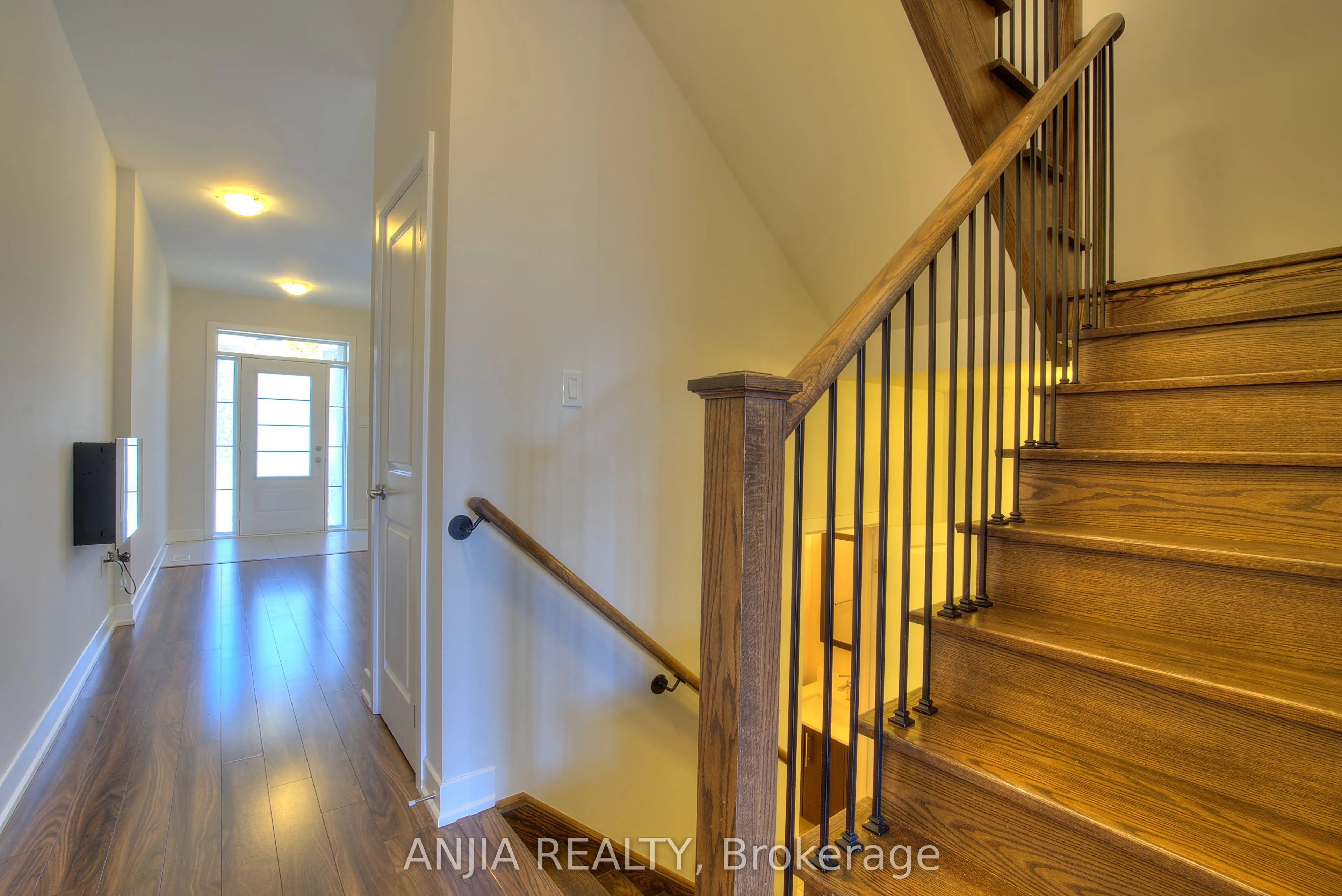 93 Barrister Avenue