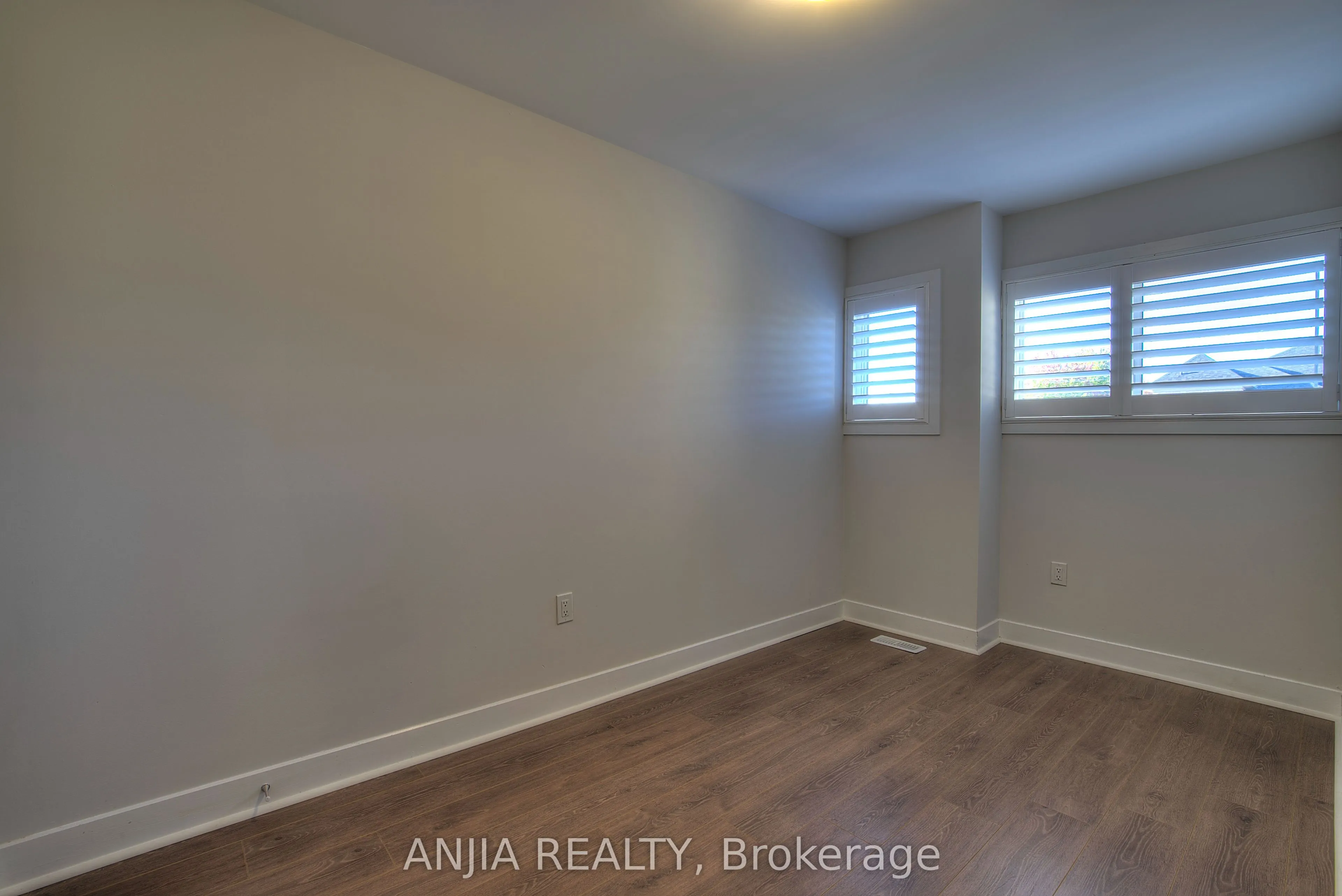 93 Barrister Avenue