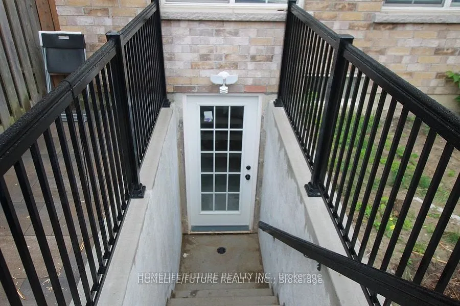 20 Sheldon Drive, #BSMT