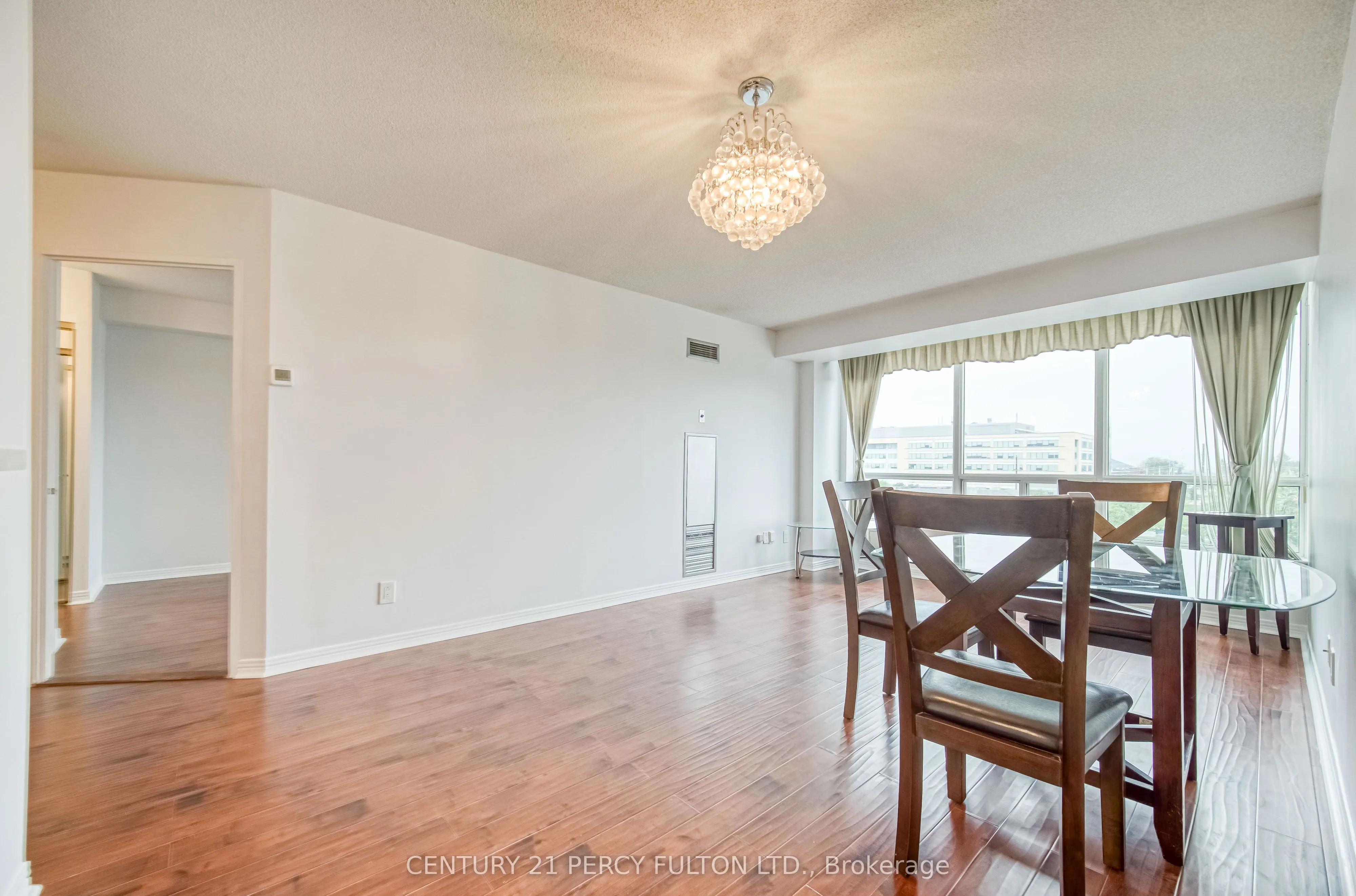711 Rossland Road NW, #710