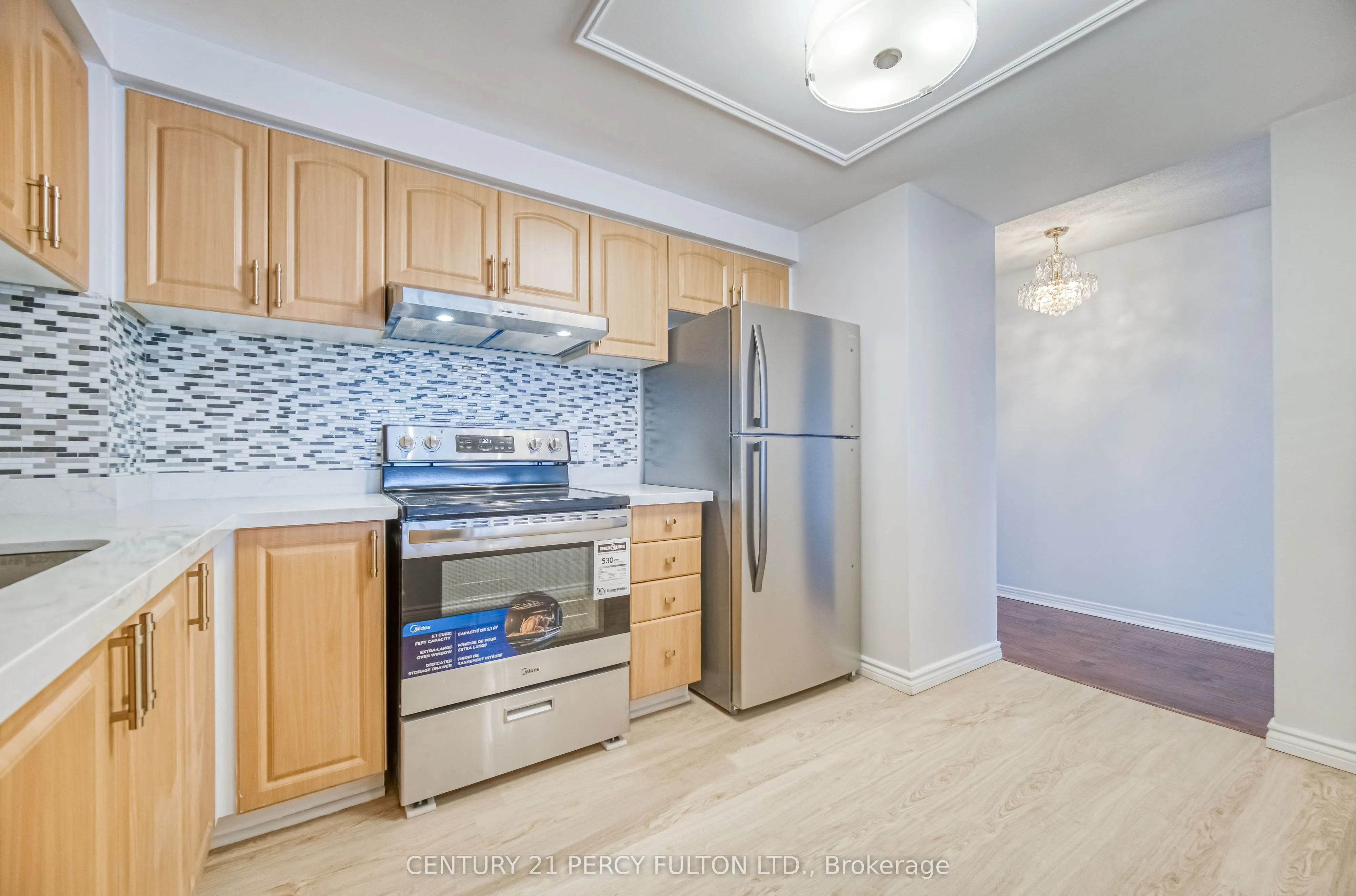 711 Rossland Road NW, #710