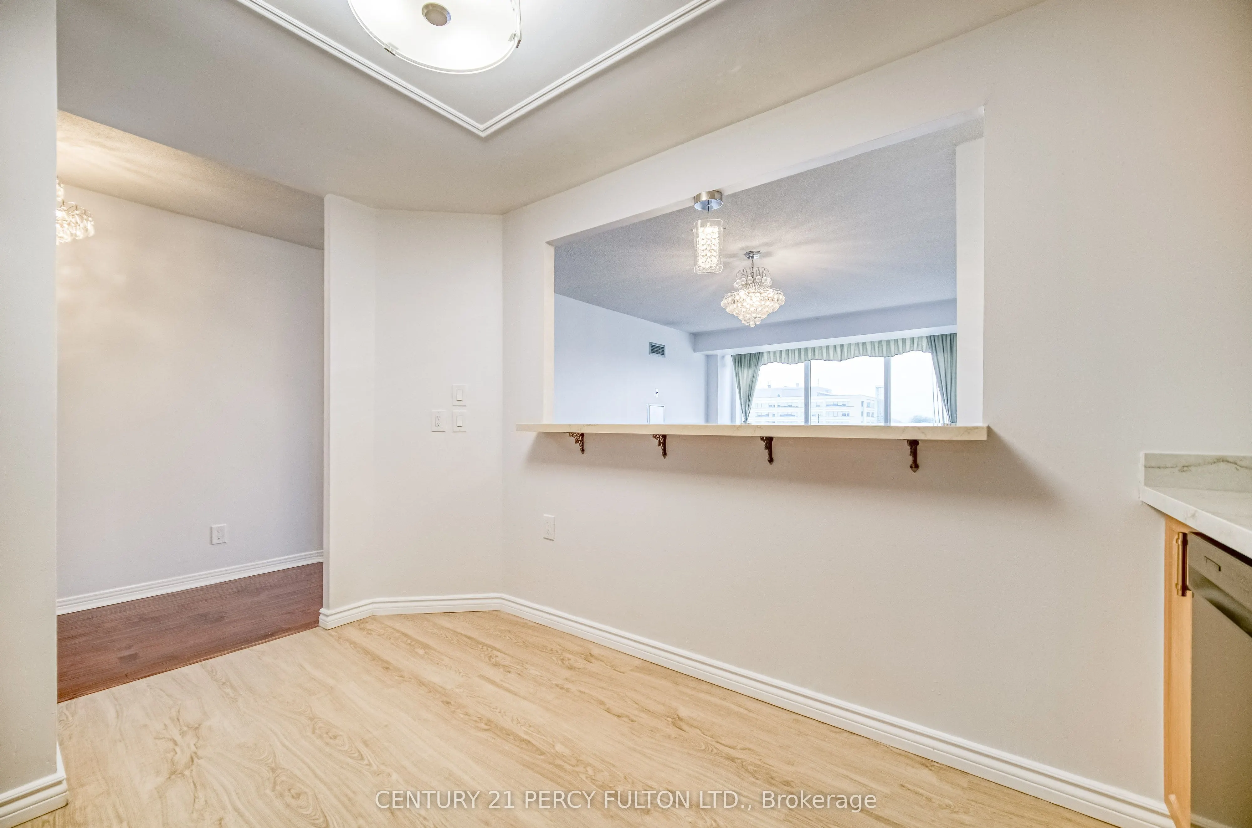 711 Rossland Road NW, #710