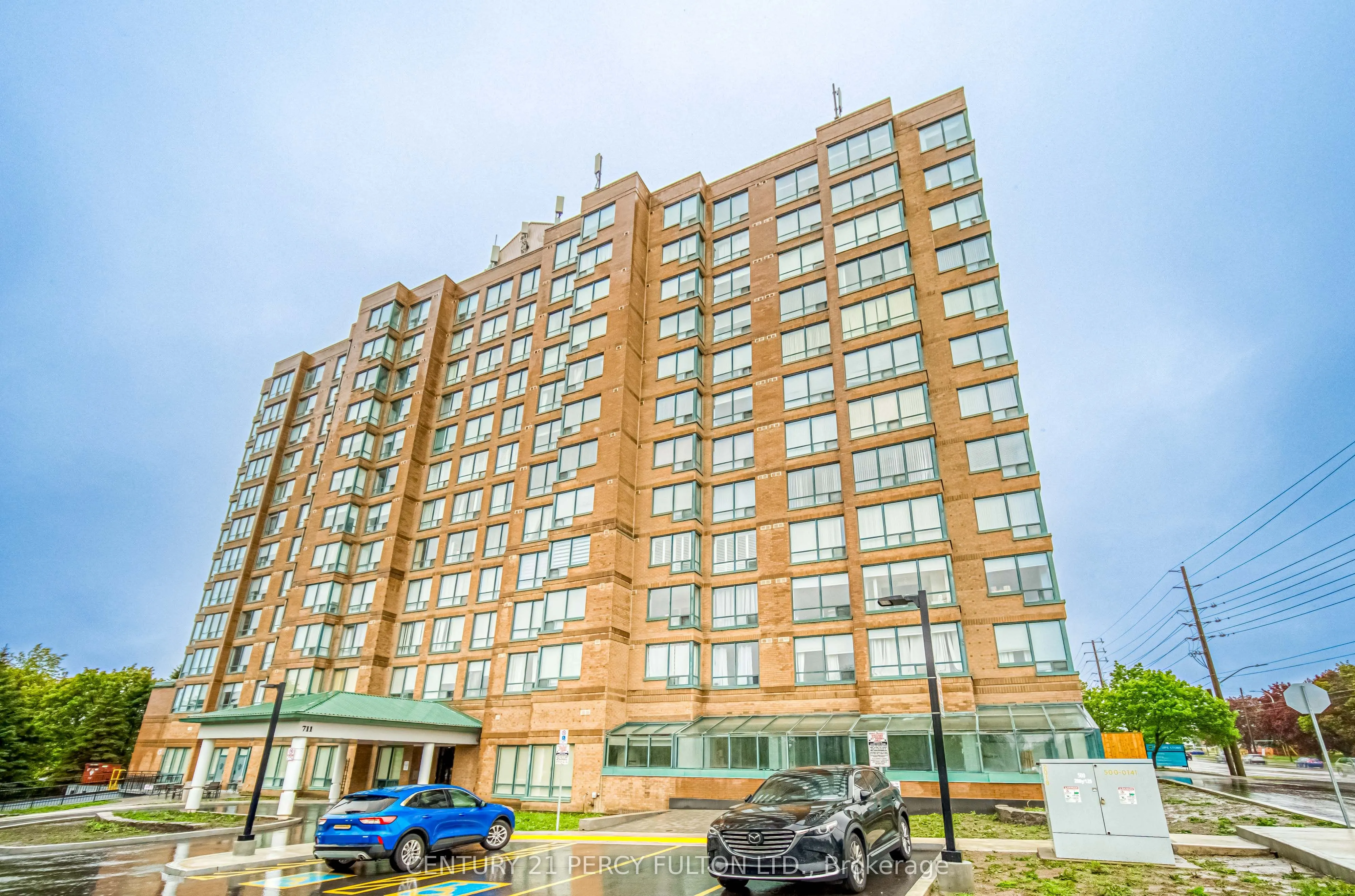 711 Rossland Road NW, #710