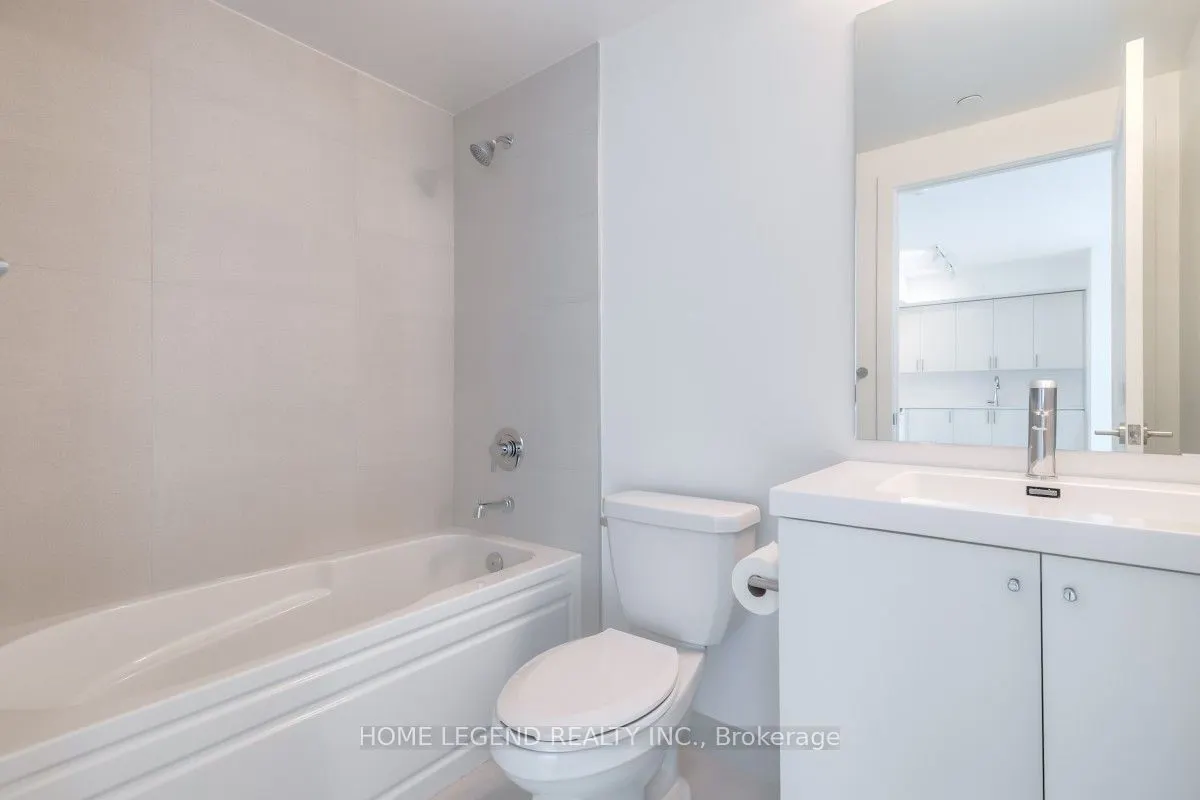 2545 Simcoe Street N, #1208