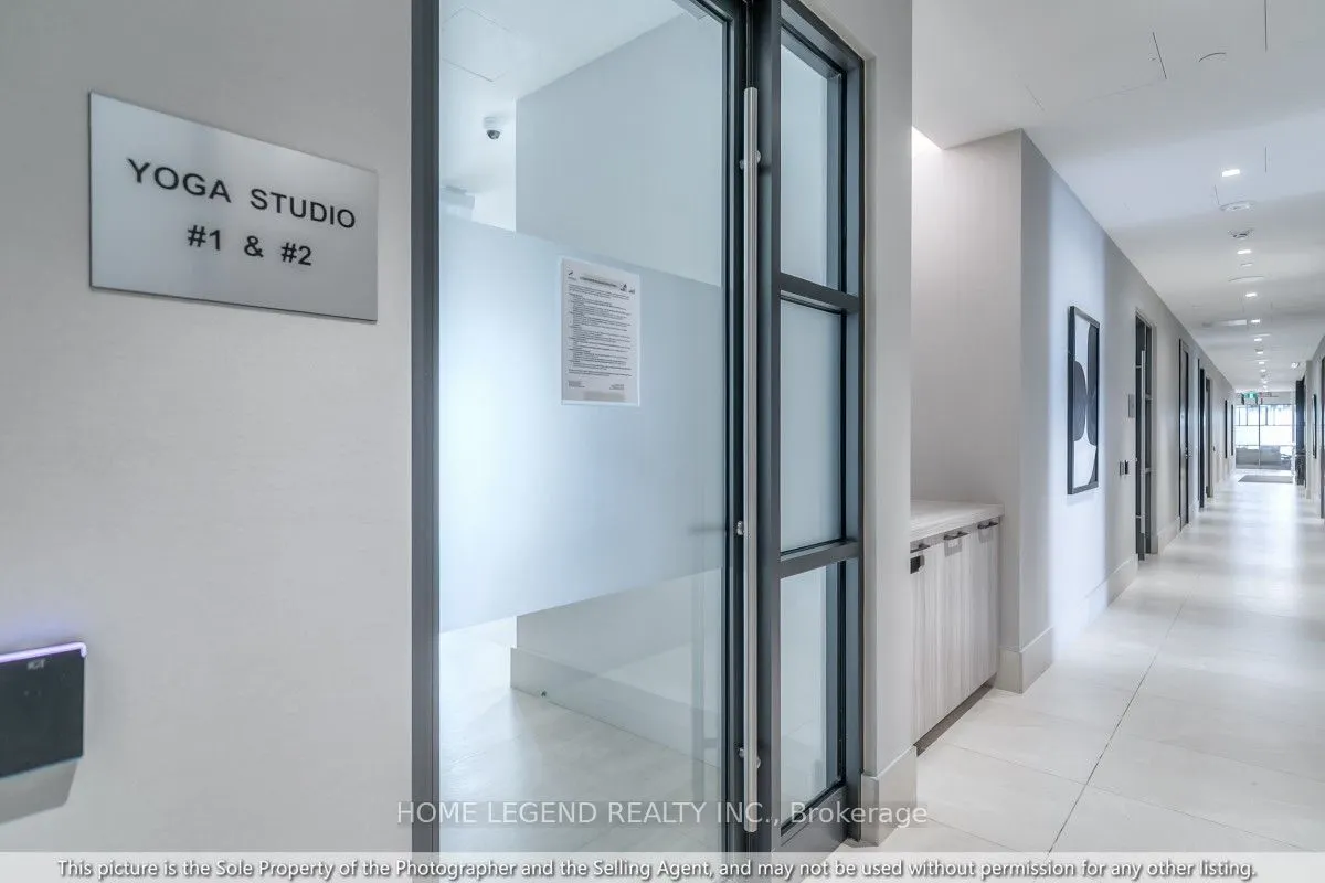 2545 Simcoe Street N, #1208
