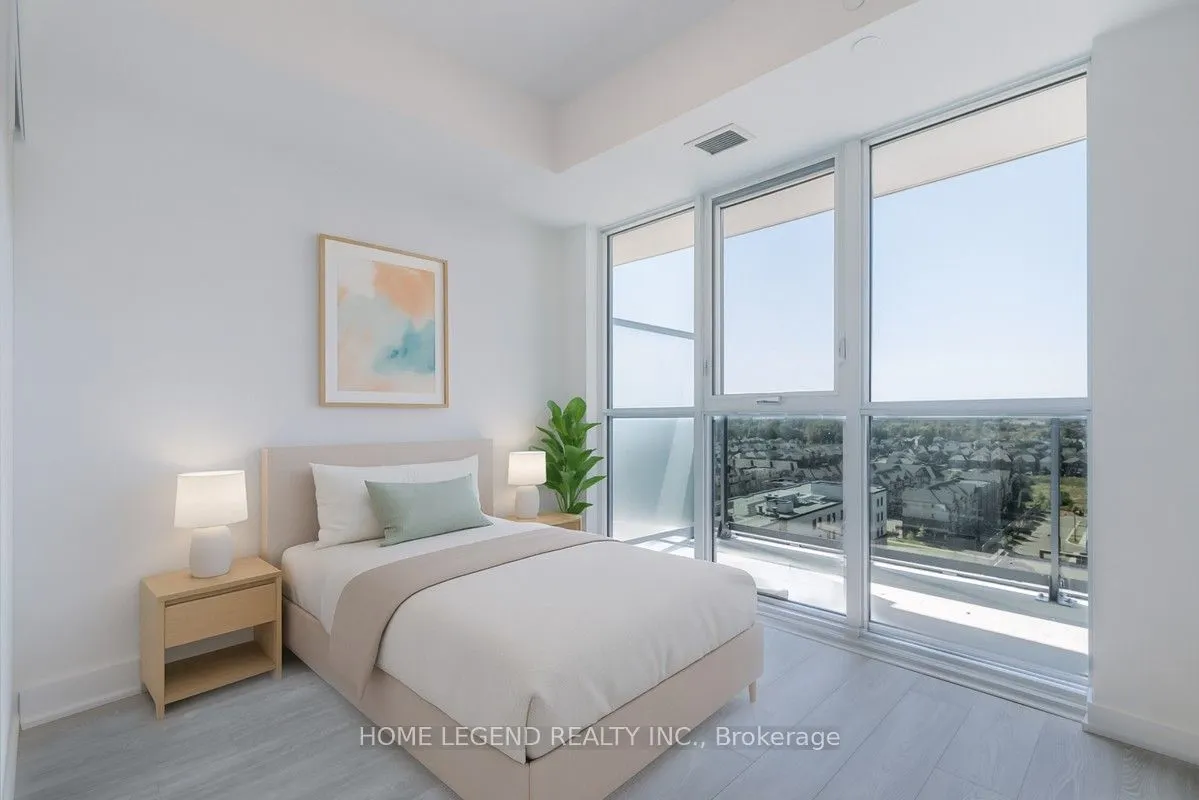 2545 Simcoe Street N, #1208
