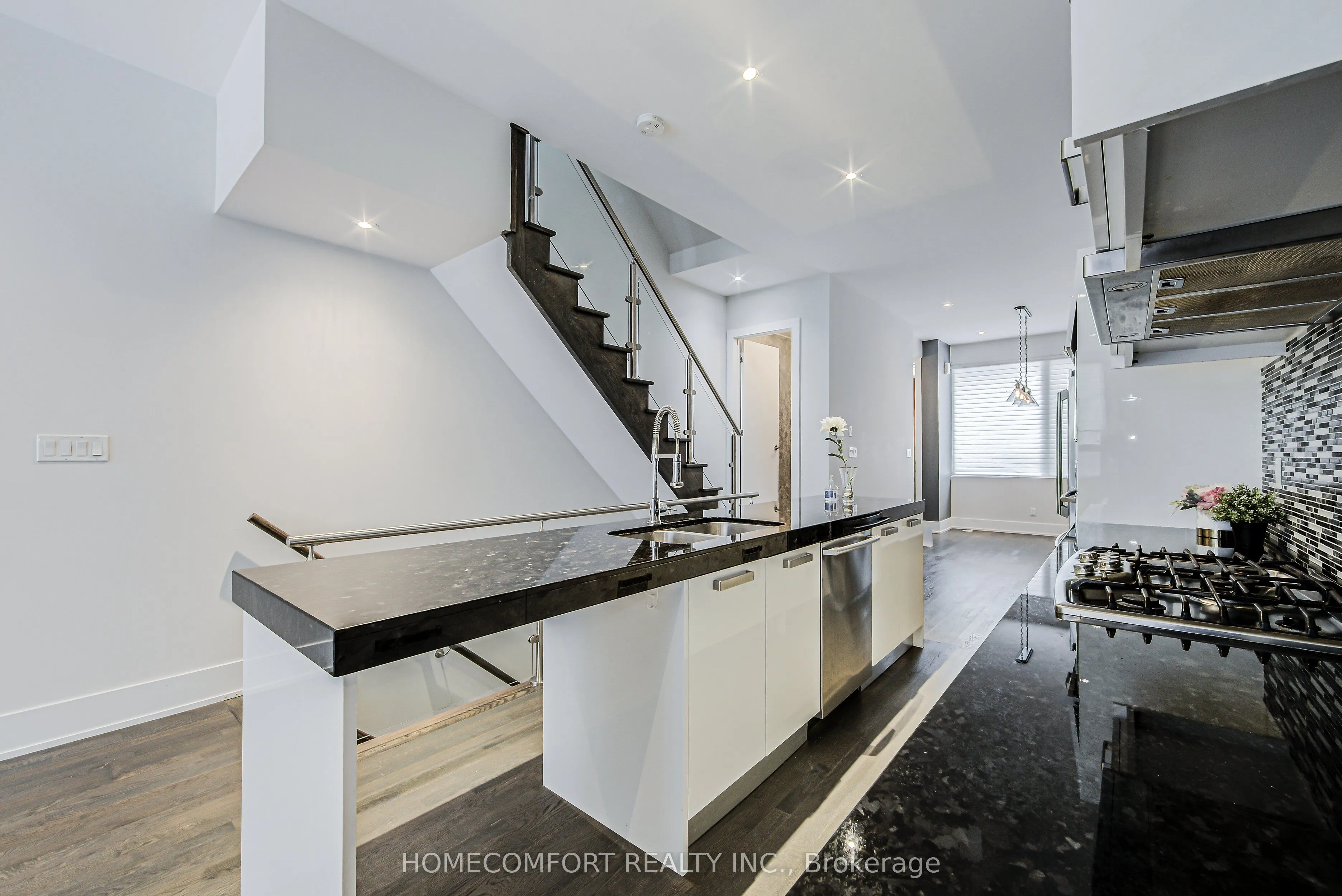 82 Boulton Avenue