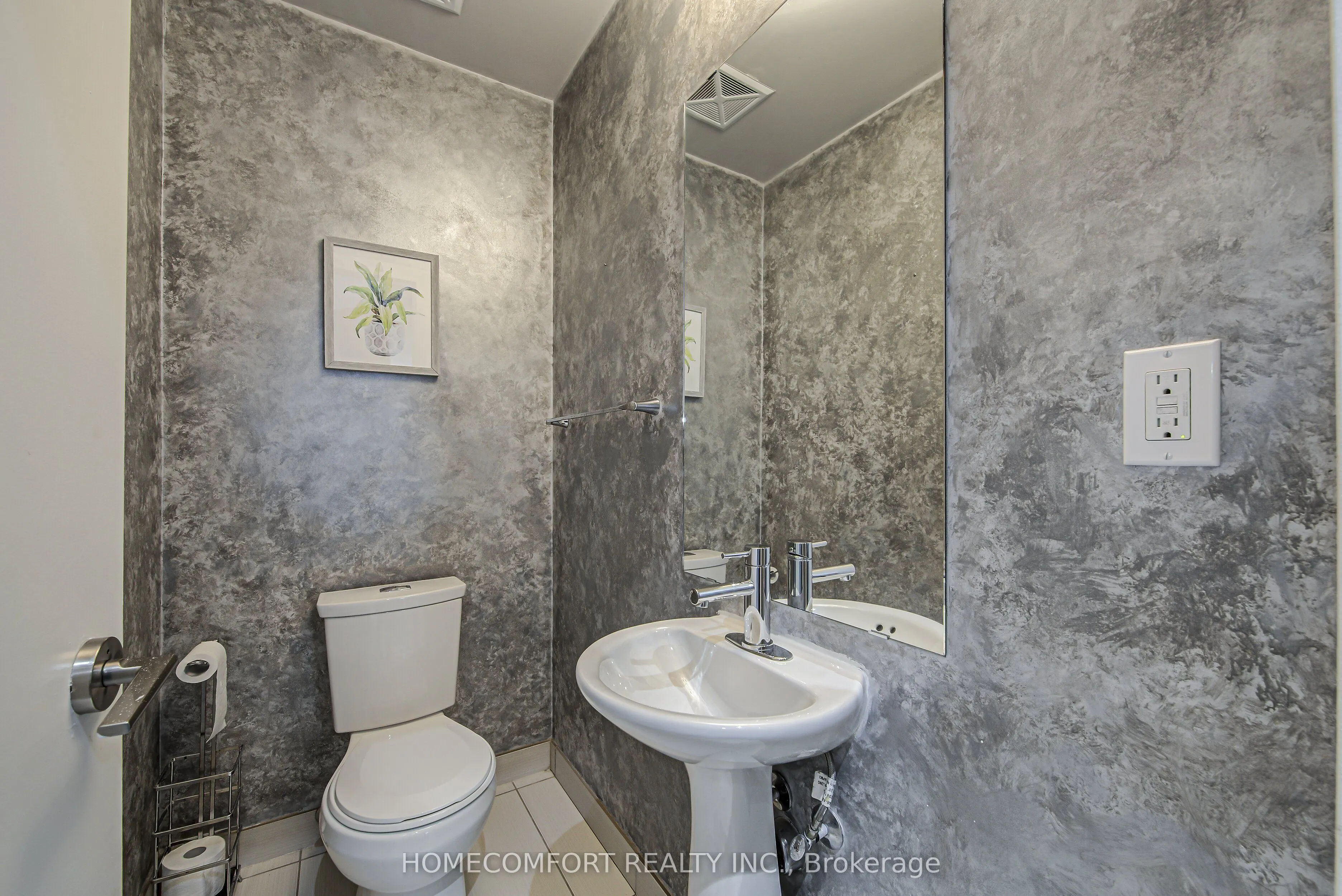 82 Boulton Avenue