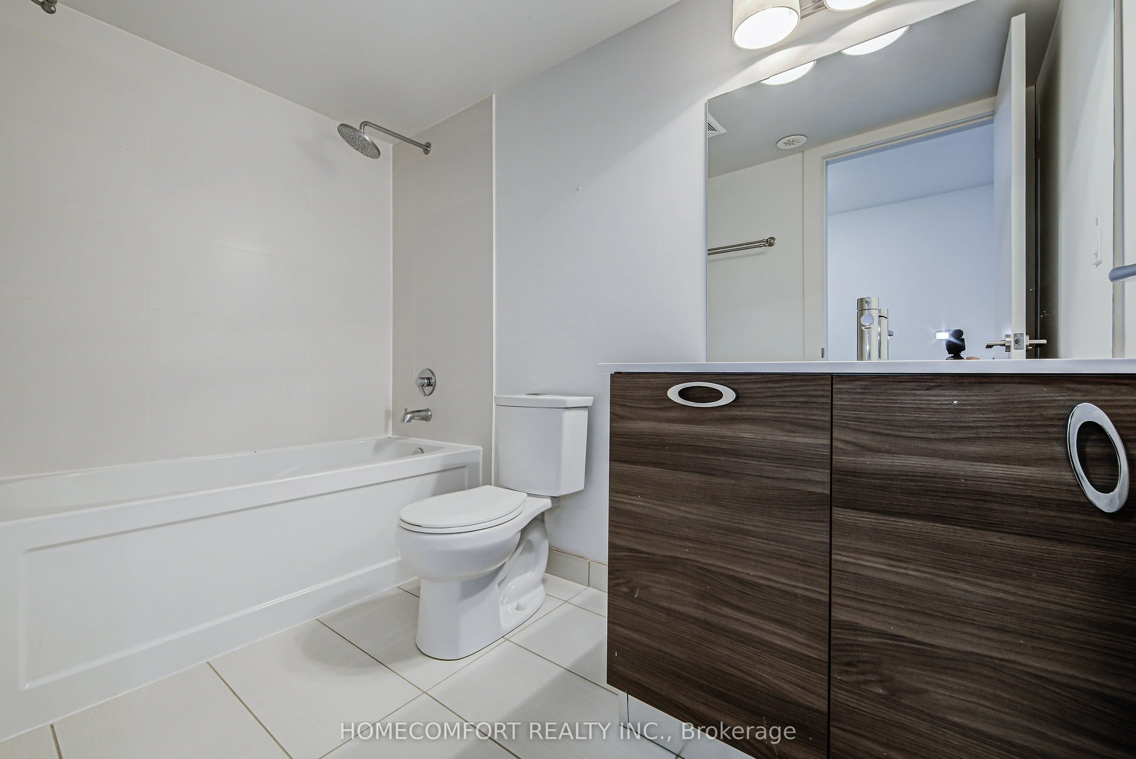 82 Boulton Avenue