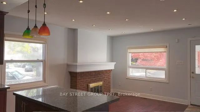 31 West Lynn Avenue