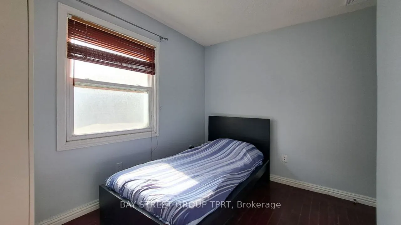 31 West Lynn Avenue