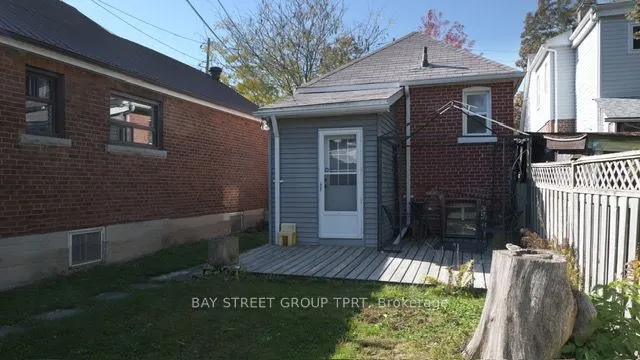 31 West Lynn Avenue
