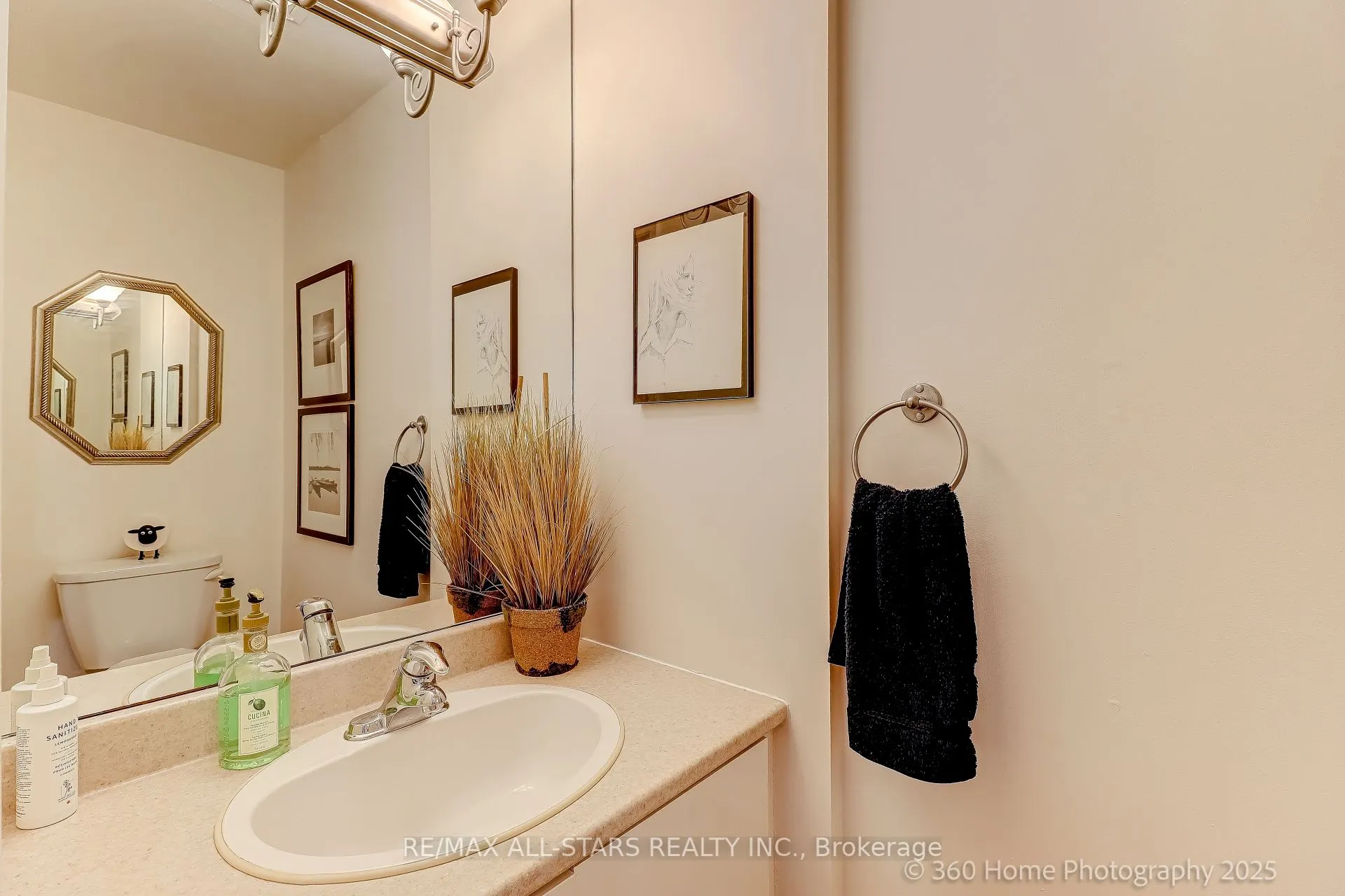 689 Foxwood Trail