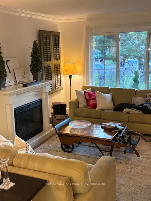 689 Foxwood Trail