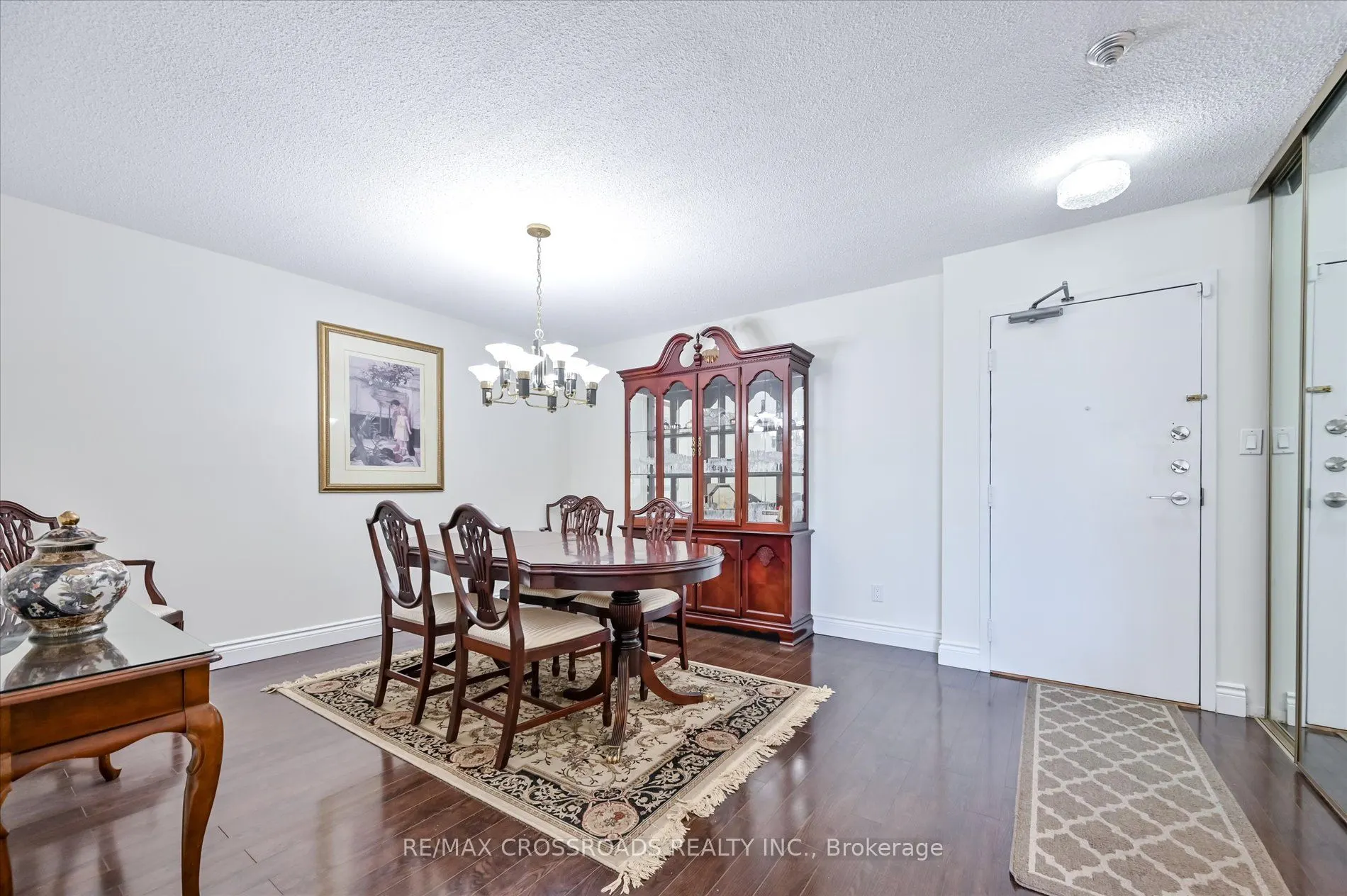 275 Bamburgh Circle, #604