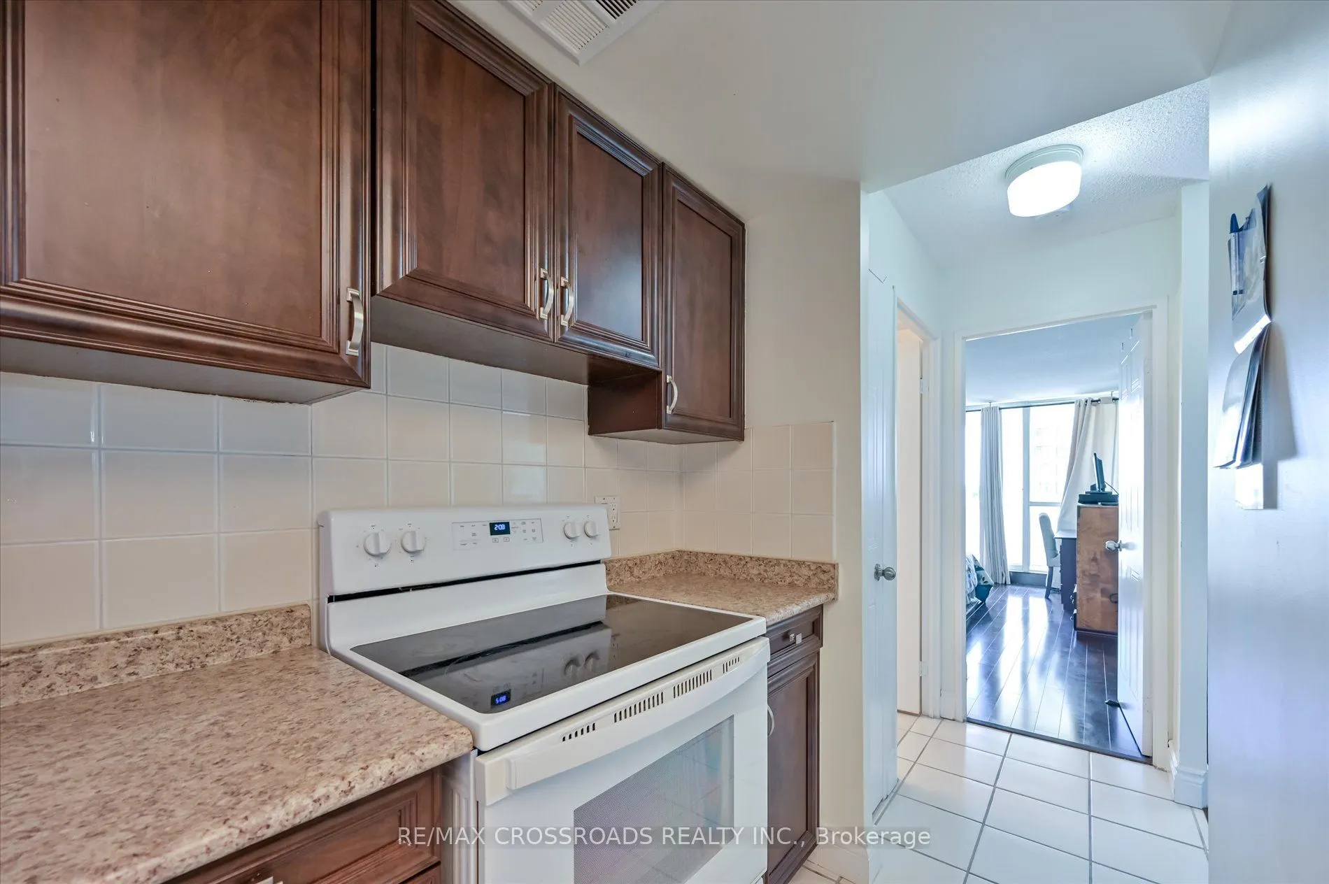 275 Bamburgh Circle, #604