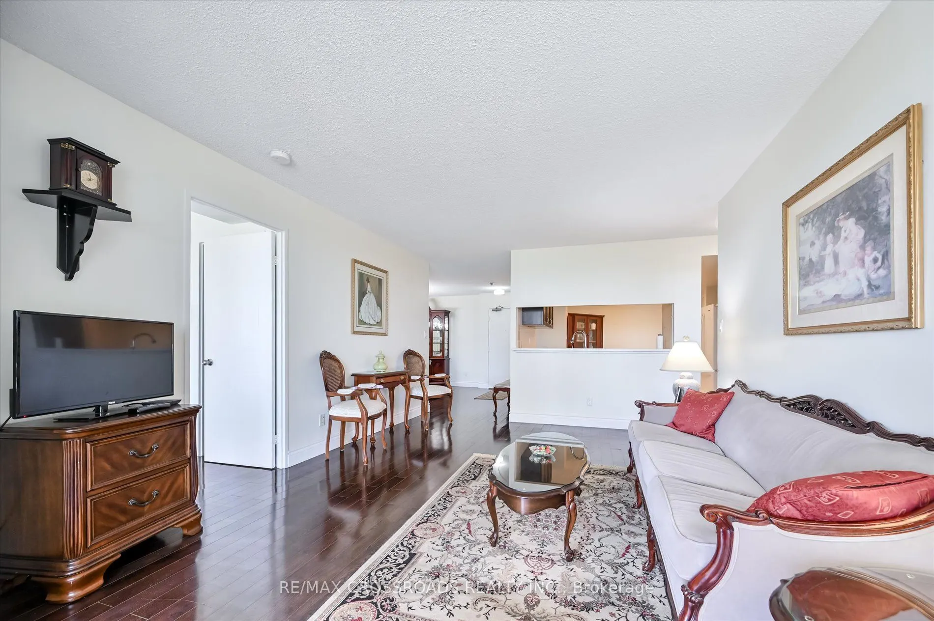 275 Bamburgh Circle, #604