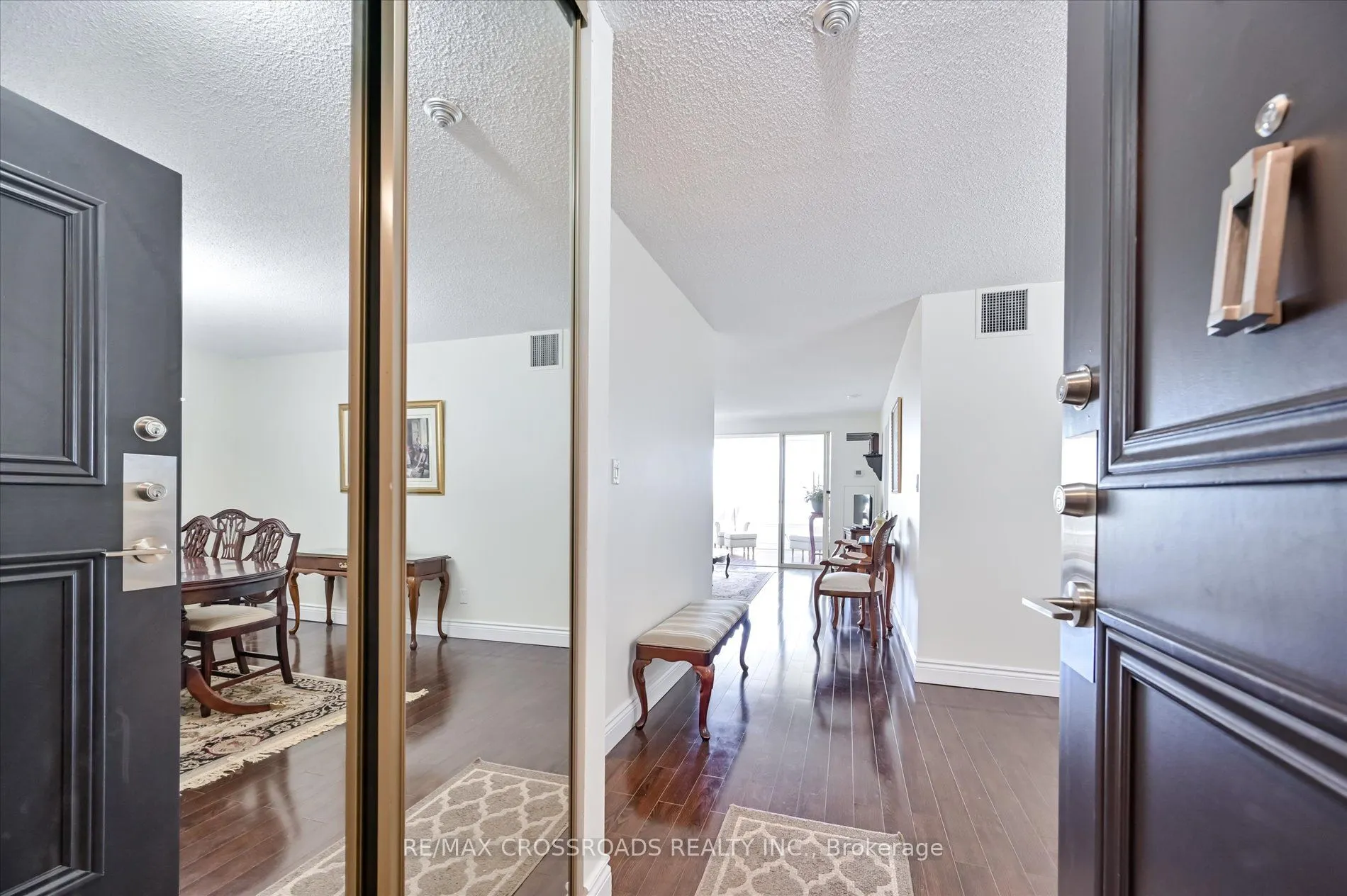 275 Bamburgh Circle, #604